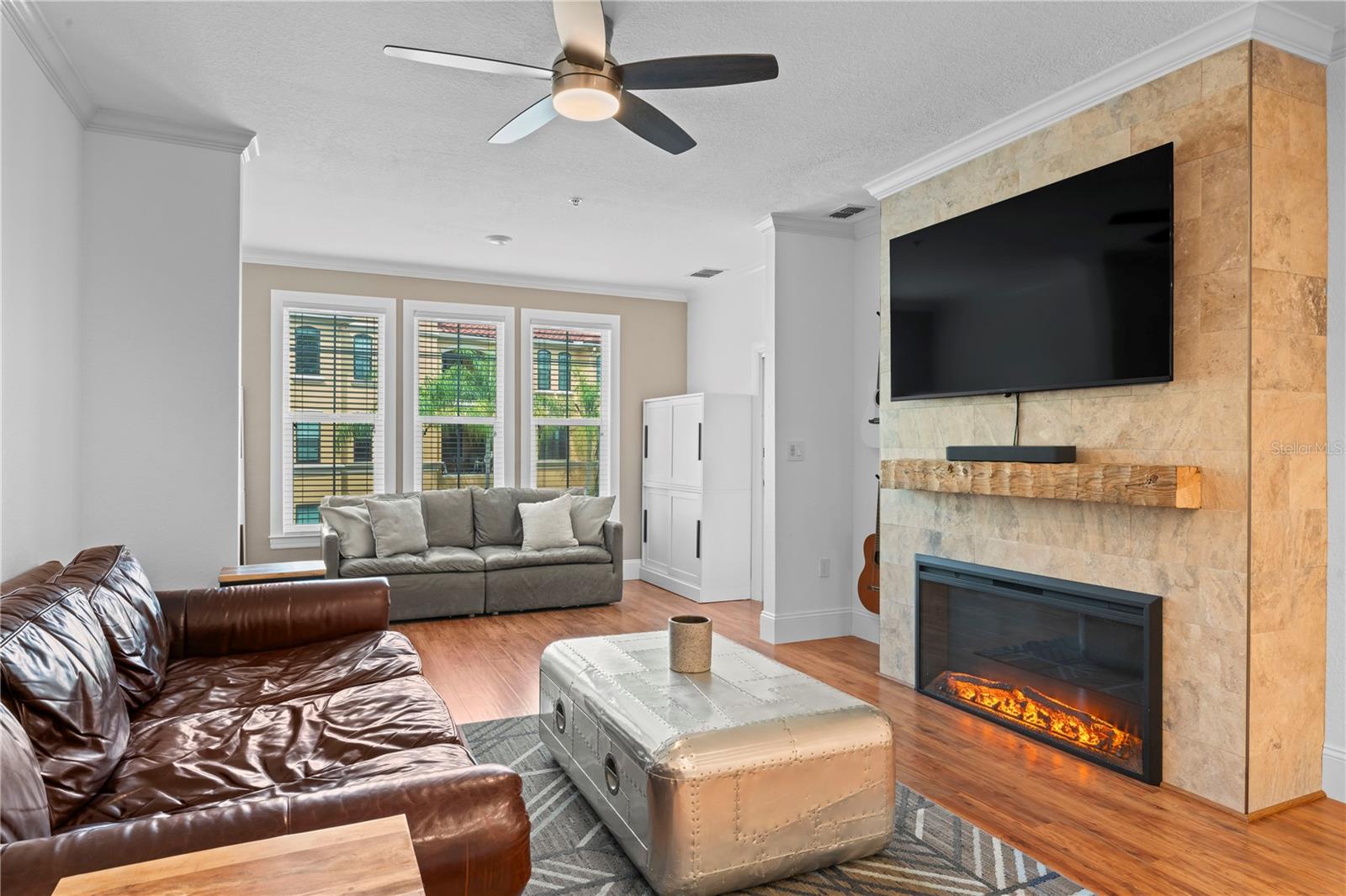 Image 8 of 61 For 2732 Via Murano  524