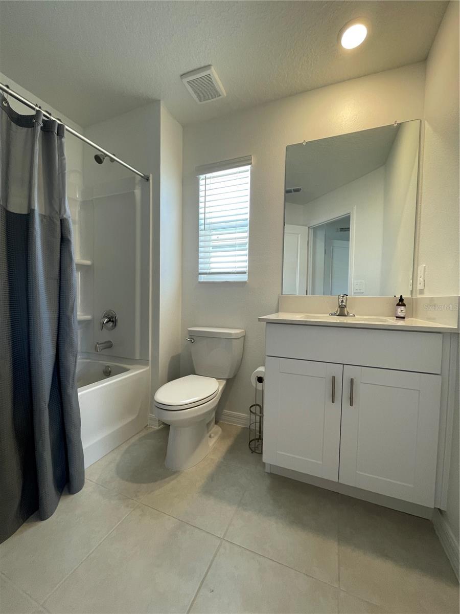 Image 30 of 33 For 10211 Trumpet Honeysuckle Way