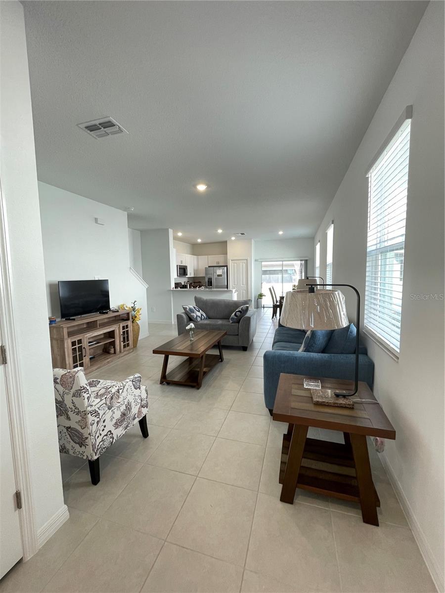 Image 5 of 33 For 10211 Trumpet Honeysuckle Way