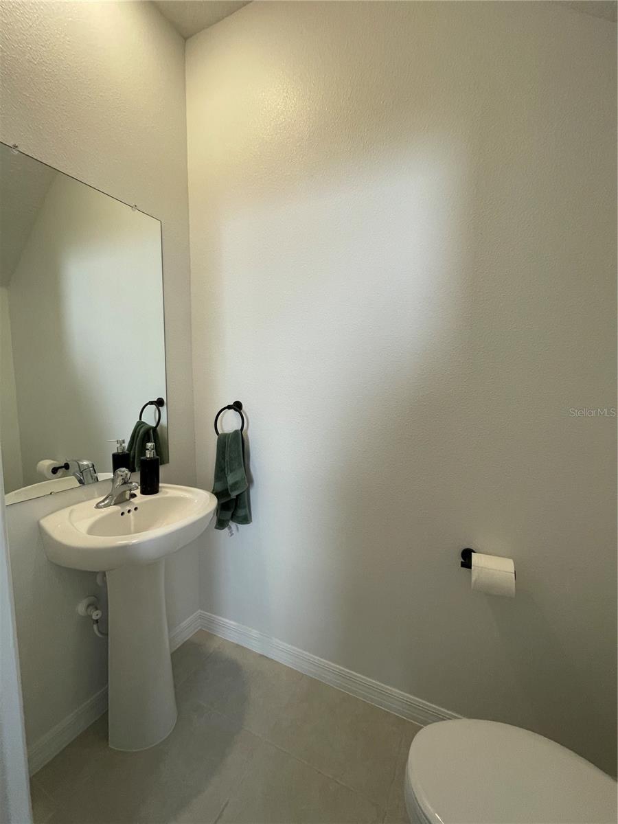 Image 7 of 33 For 10211 Trumpet Honeysuckle Way