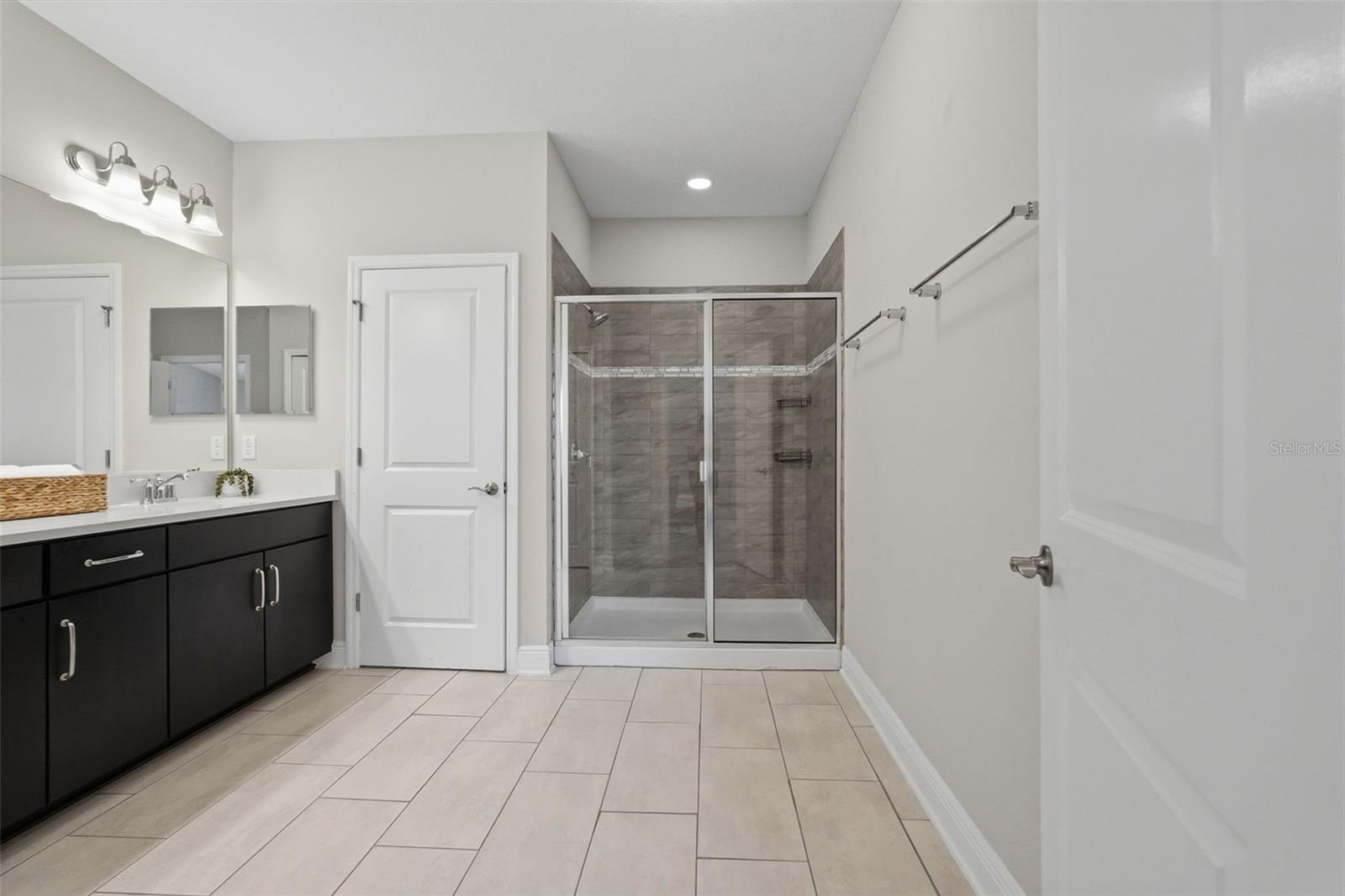 Image 24 of 40 For 30183 Southwell Lane