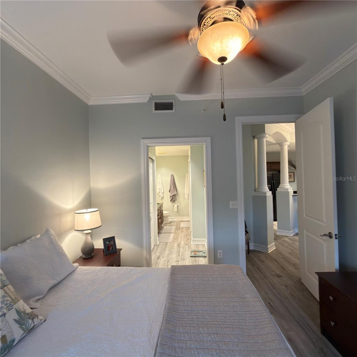 Image 13 of 37 For 13941 Clubhouse Drive 208