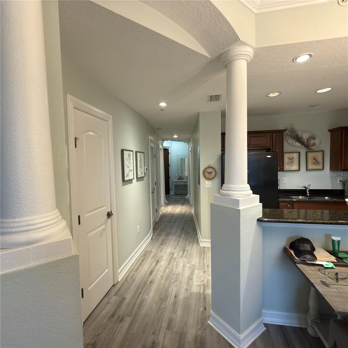 Image 21 of 37 For 13941 Clubhouse Drive 208