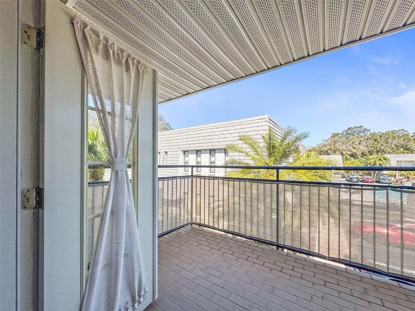 Image 15 of 48 For 704 Lyndhurst Street 624