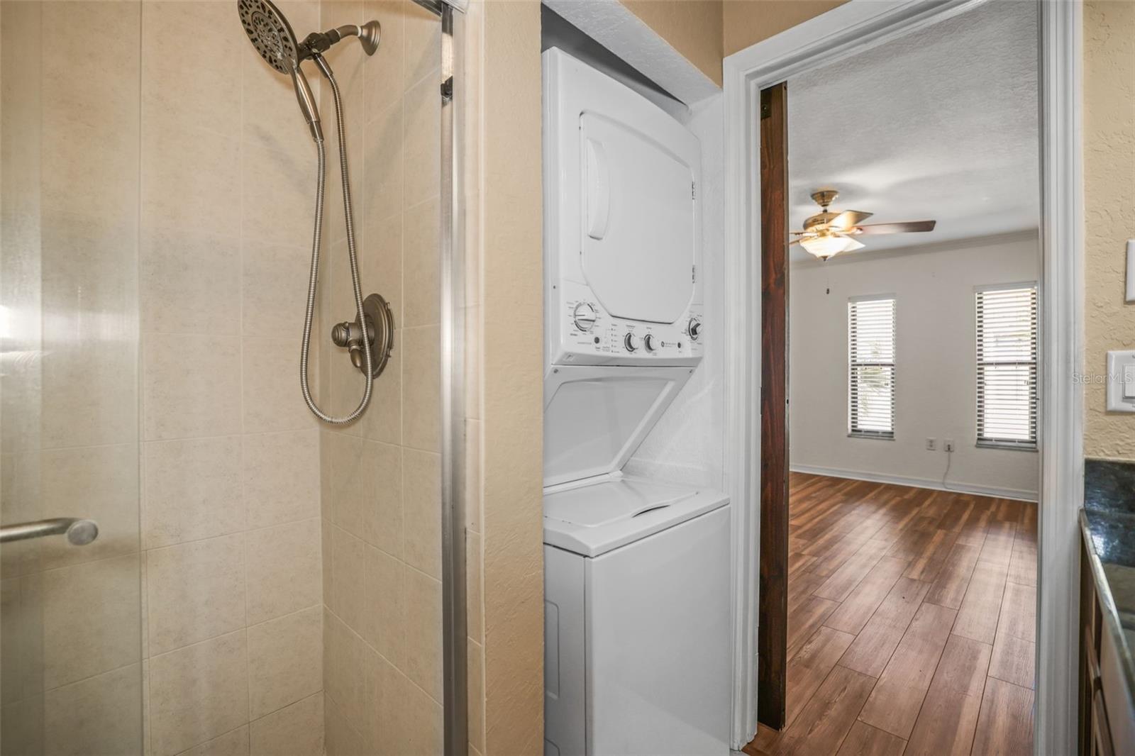 Image 28 of 48 For 704 Lyndhurst Street 624