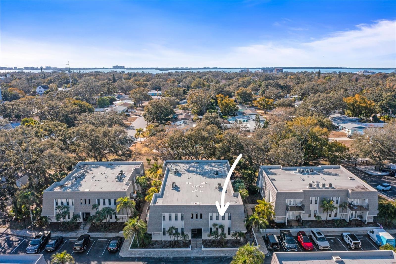 Image 32 of 48 For 704 Lyndhurst Street 624