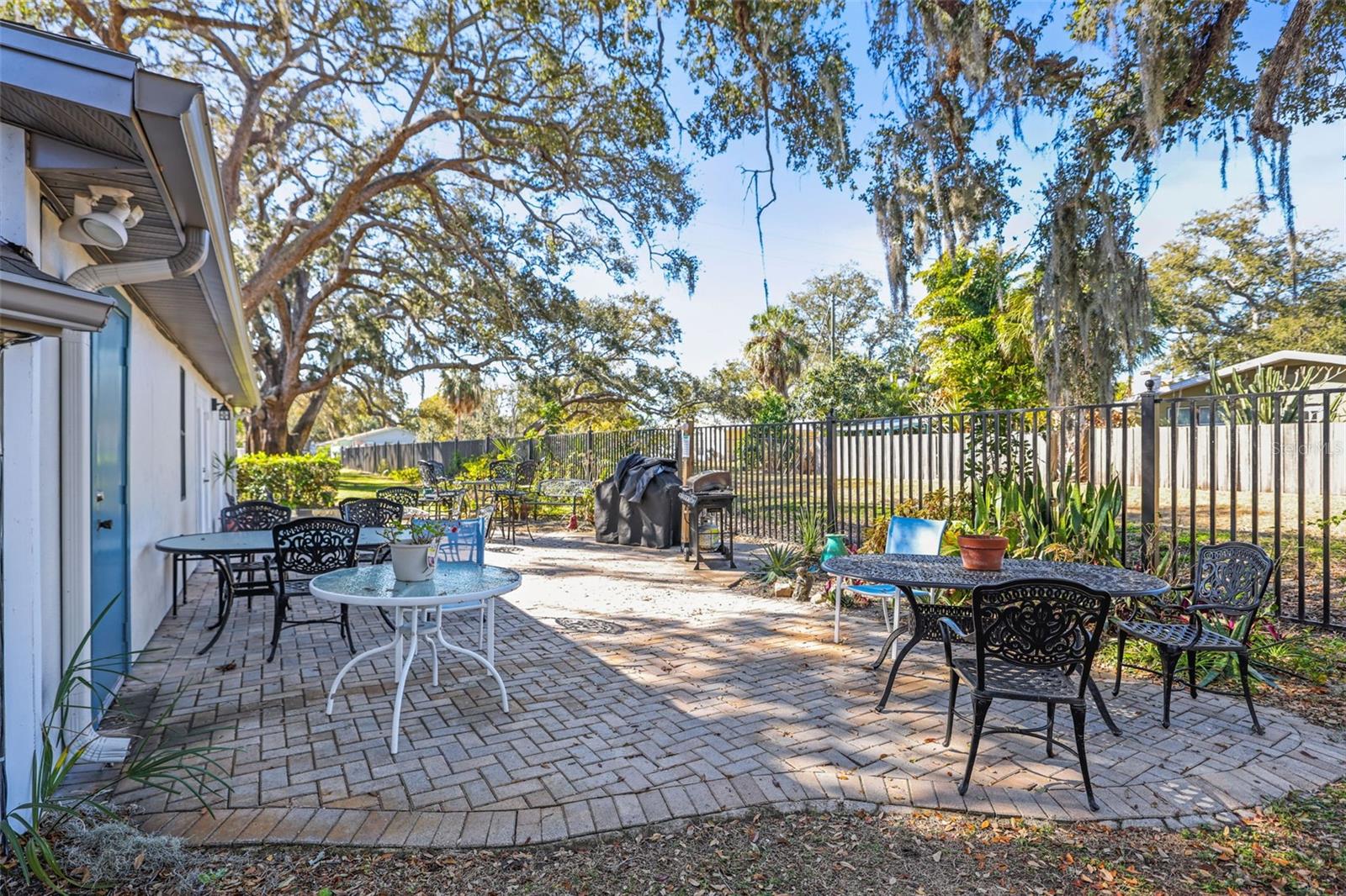 Image 40 of 48 For 704 Lyndhurst Street 624