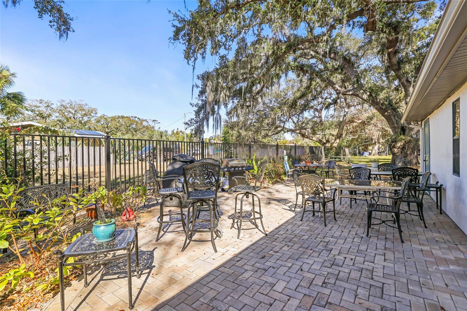 Image 44 of 48 For 704 Lyndhurst Street 624