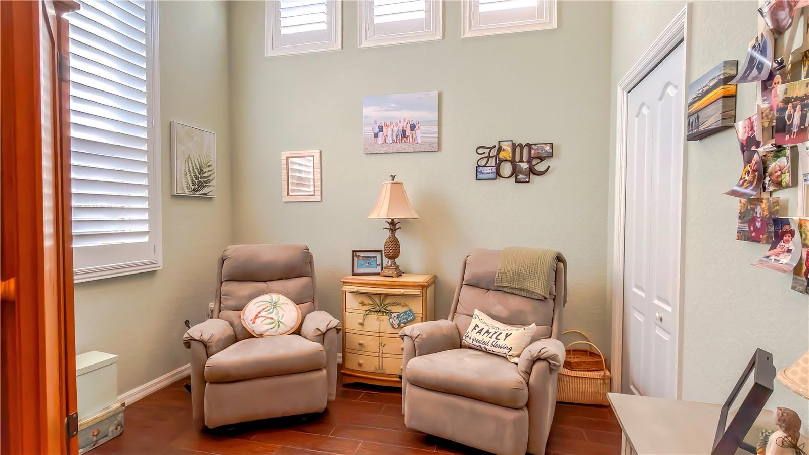 Image 42 of 53 For 2069 Sifield Greens Way 102