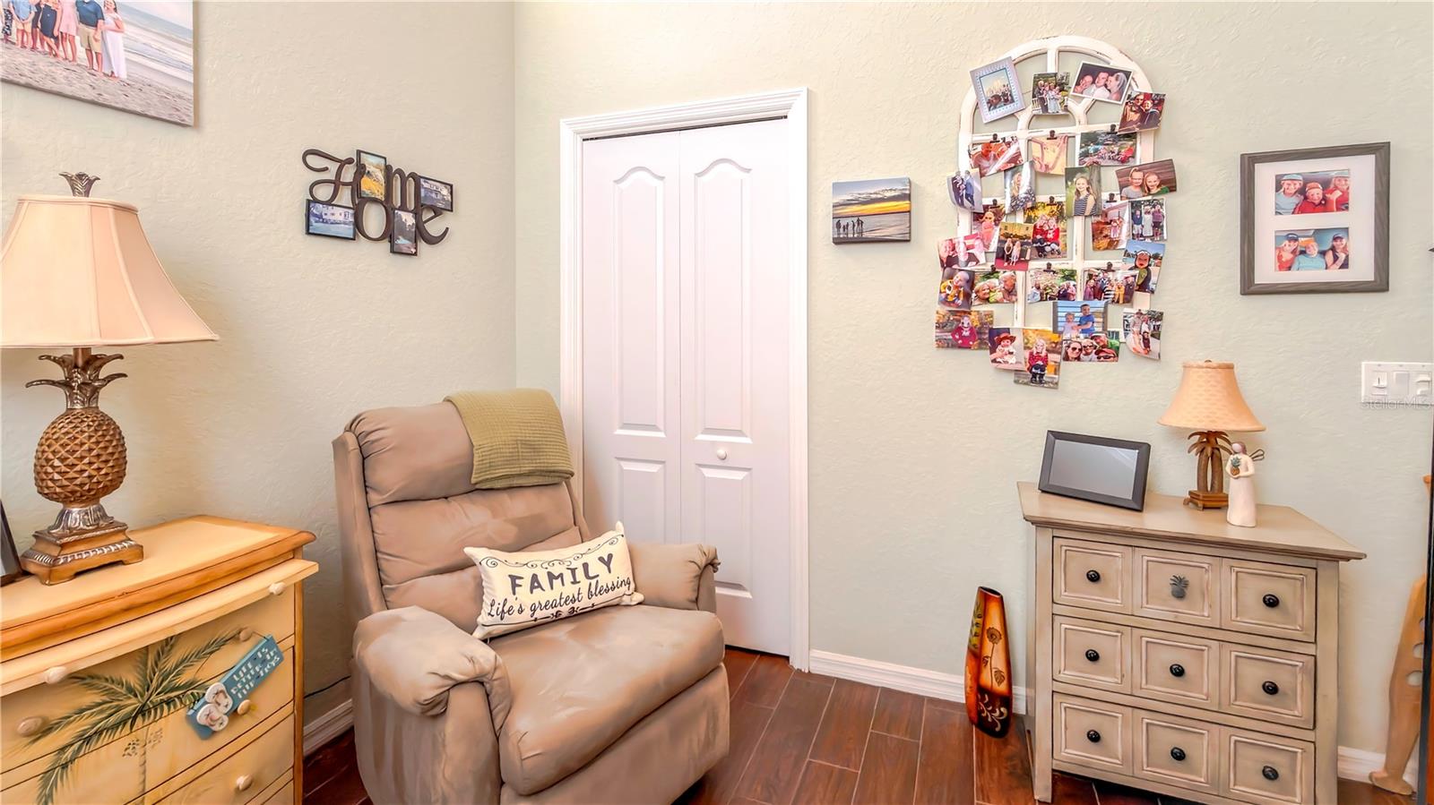 Image 44 of 53 For 2069 Sifield Greens Way 102