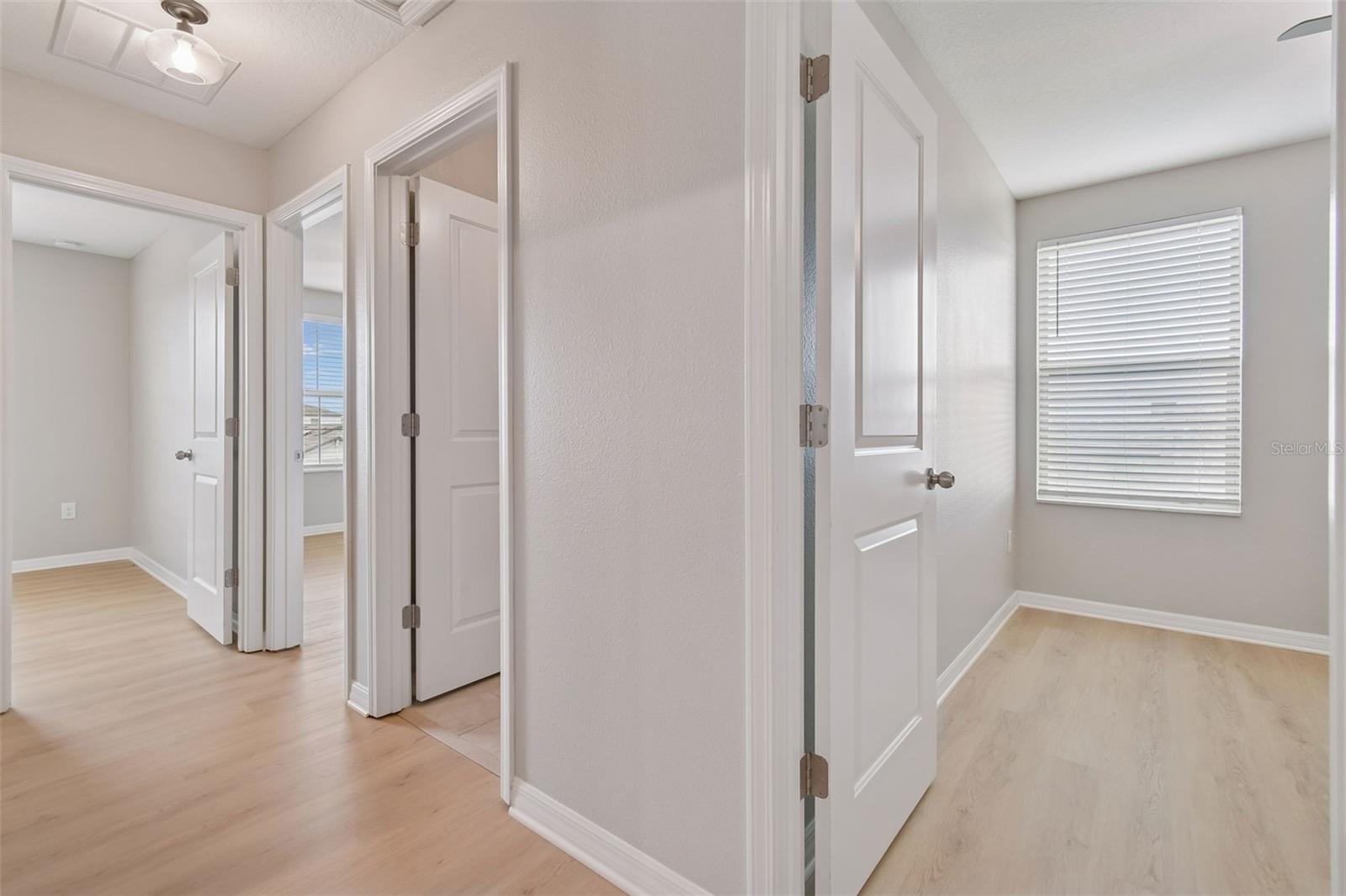 Image 16 of 48 For 15718 Fort Island Place