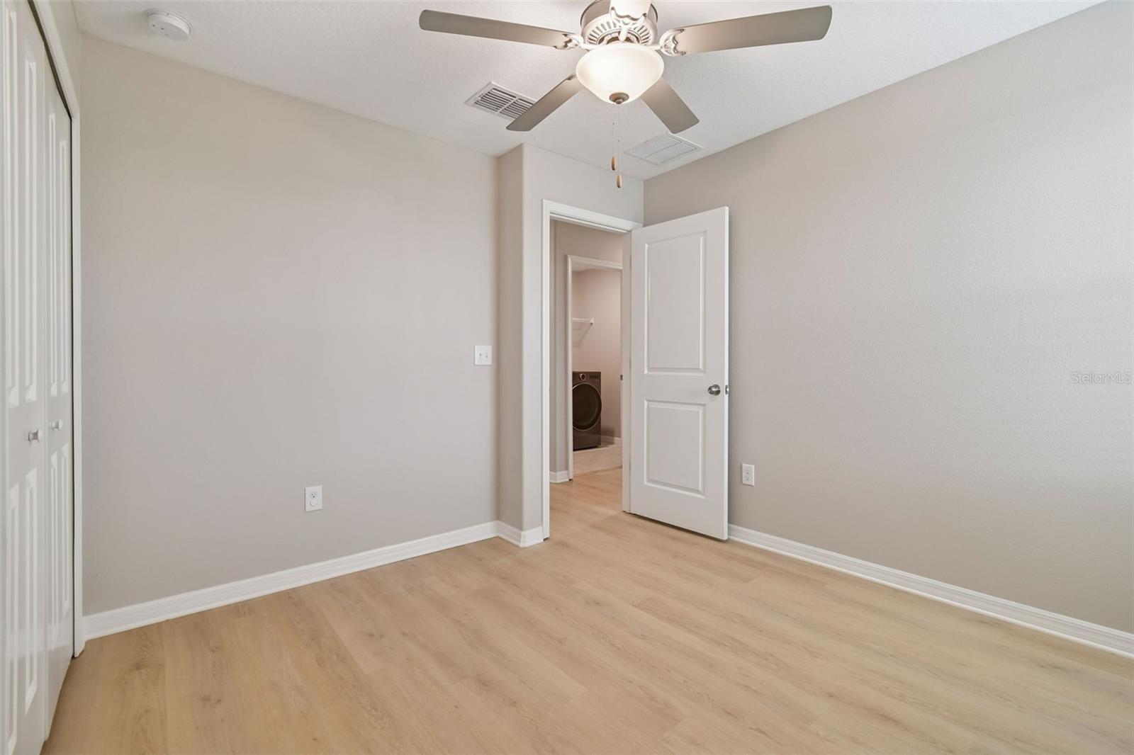 Image 18 of 48 For 15718 Fort Island Place