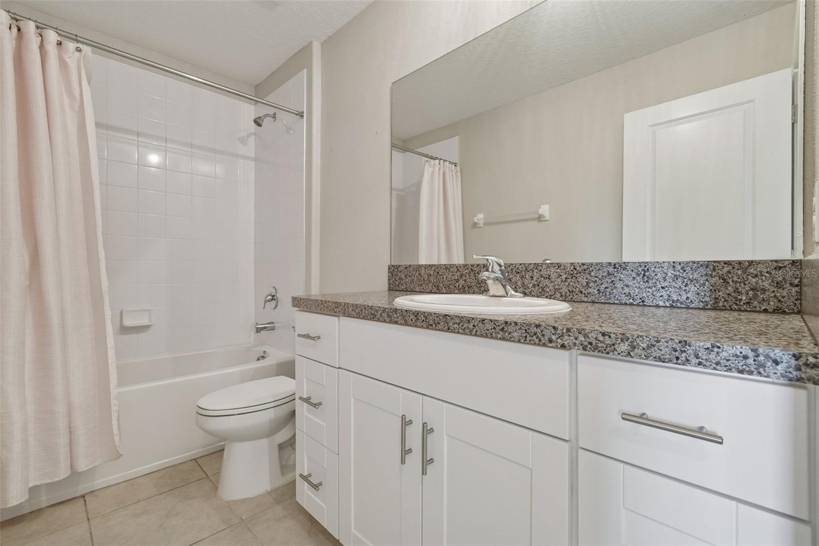 Image 24 of 48 For 15718 Fort Island Place