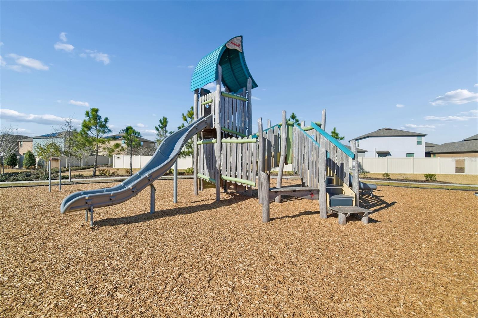 Image 47 of 48 For 15718 Fort Island Place