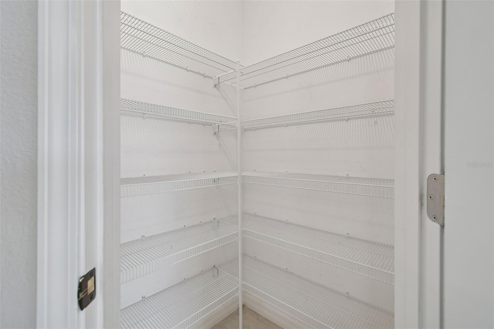 Image 8 of 48 For 15718 Fort Island Place