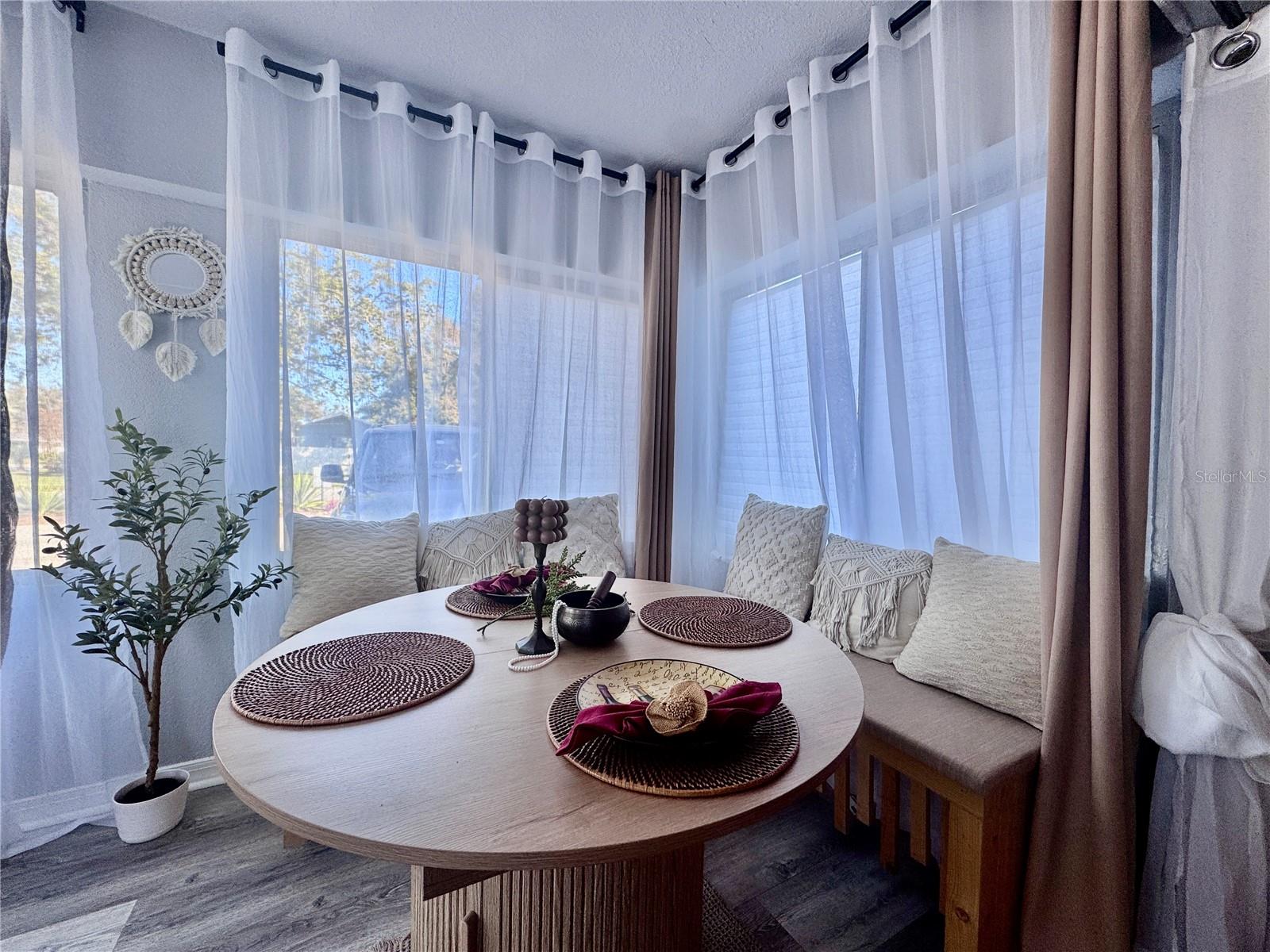 Image 12 of 28 For 8651 10th Street N 130