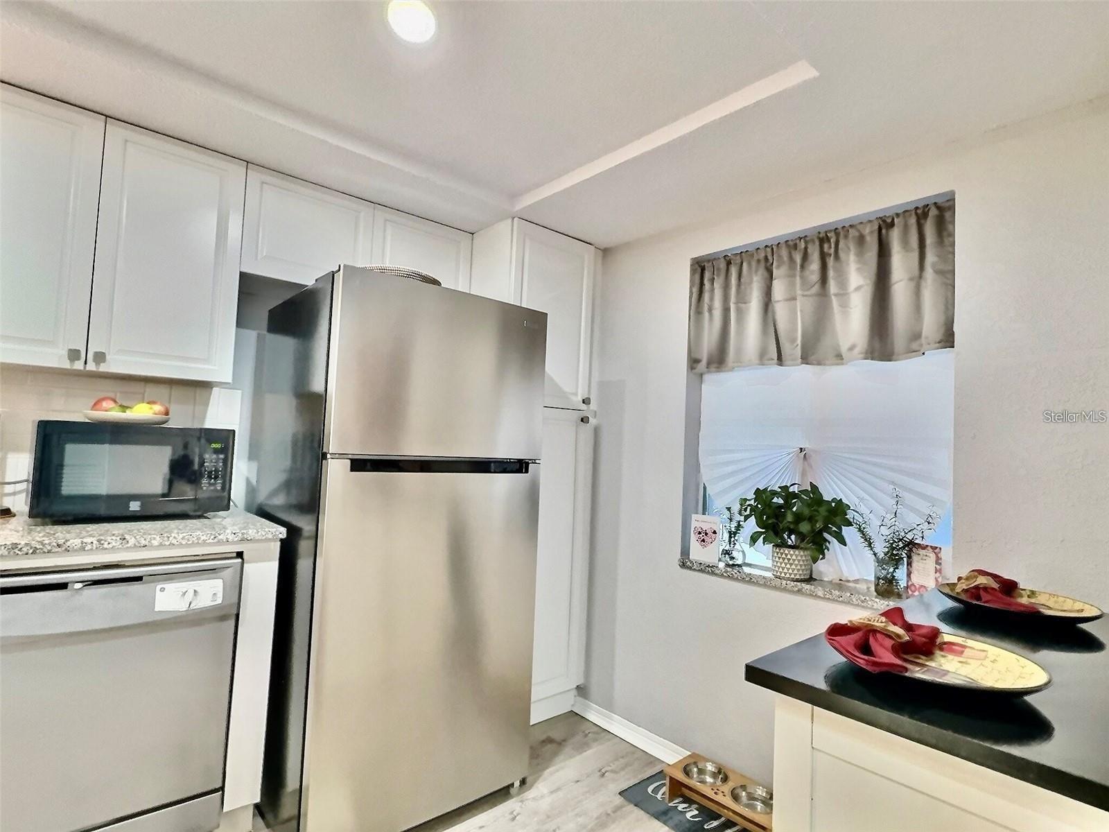 Image 16 of 28 For 8651 10th Street N 130