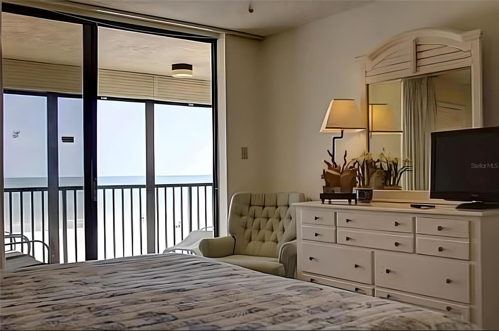 Image 13 of 19 For 20040 Gulf Boulevard 302