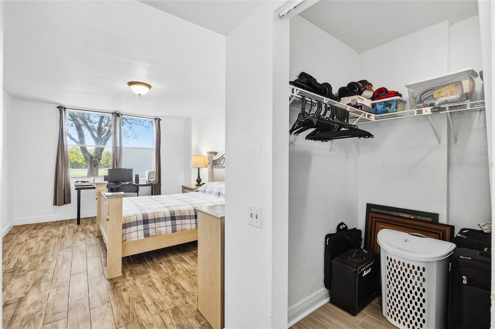 Image 11 of 49 For 2333 Feather Sound Drive A101