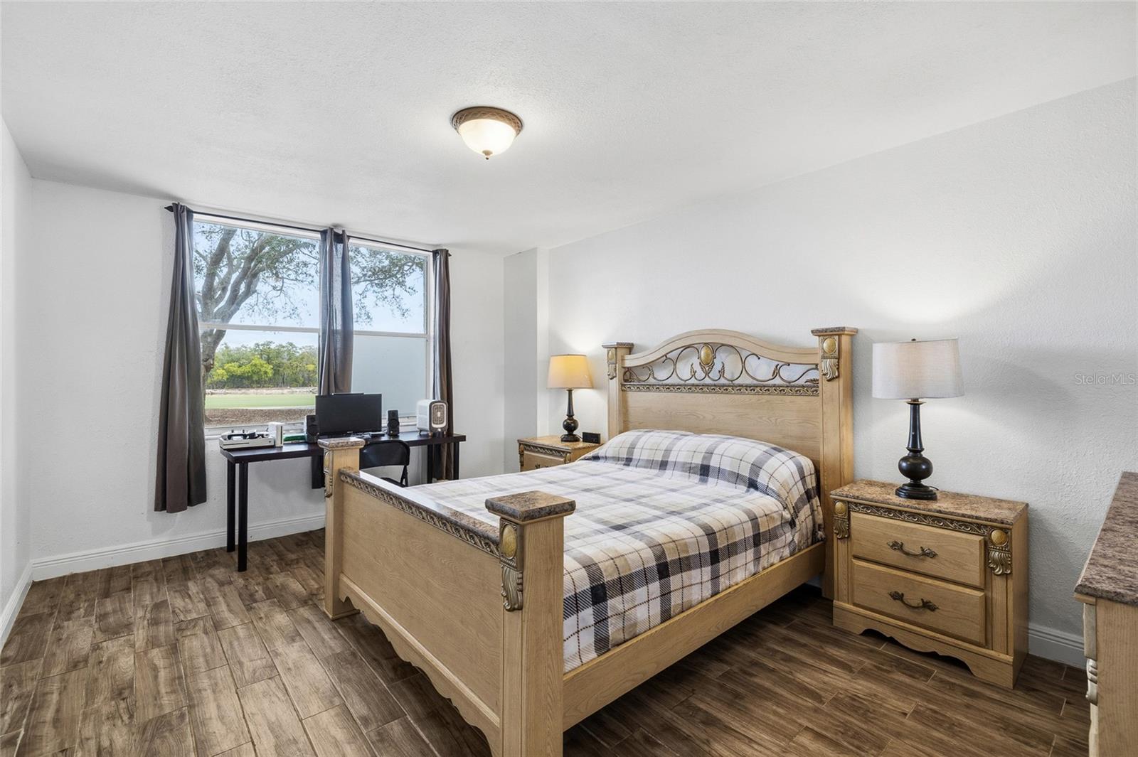 Image 13 of 49 For 2333 Feather Sound Drive A101