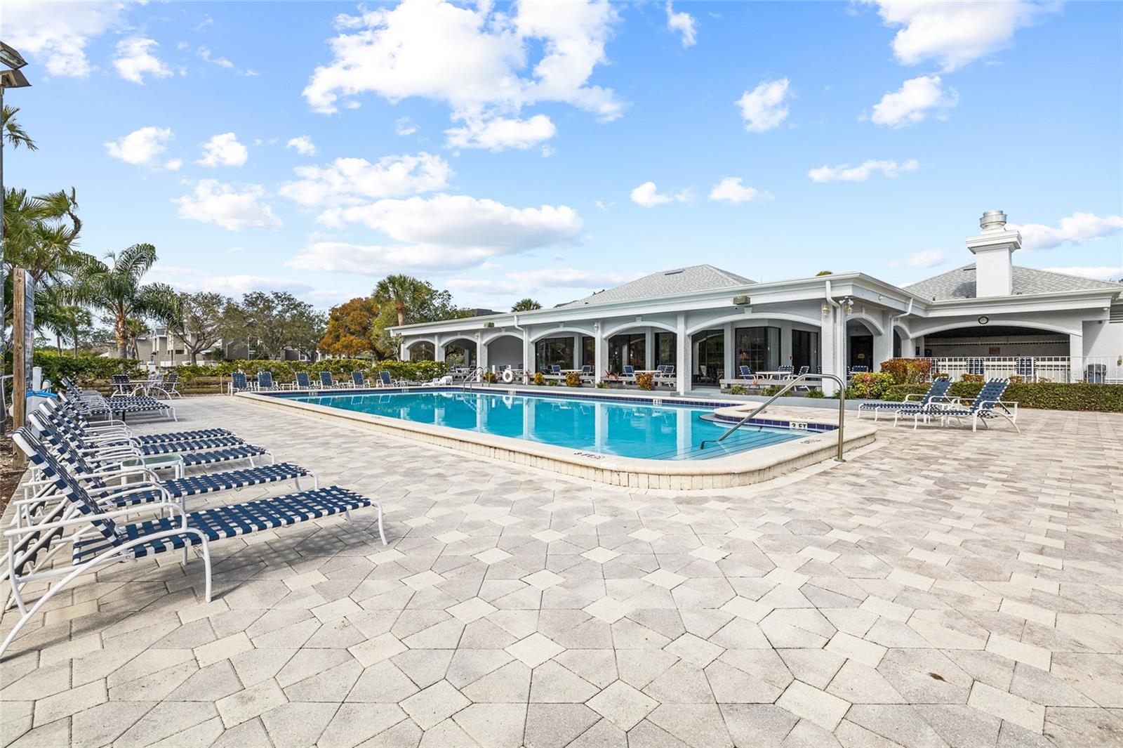 Image 21 of 49 For 2333 Feather Sound Drive A101