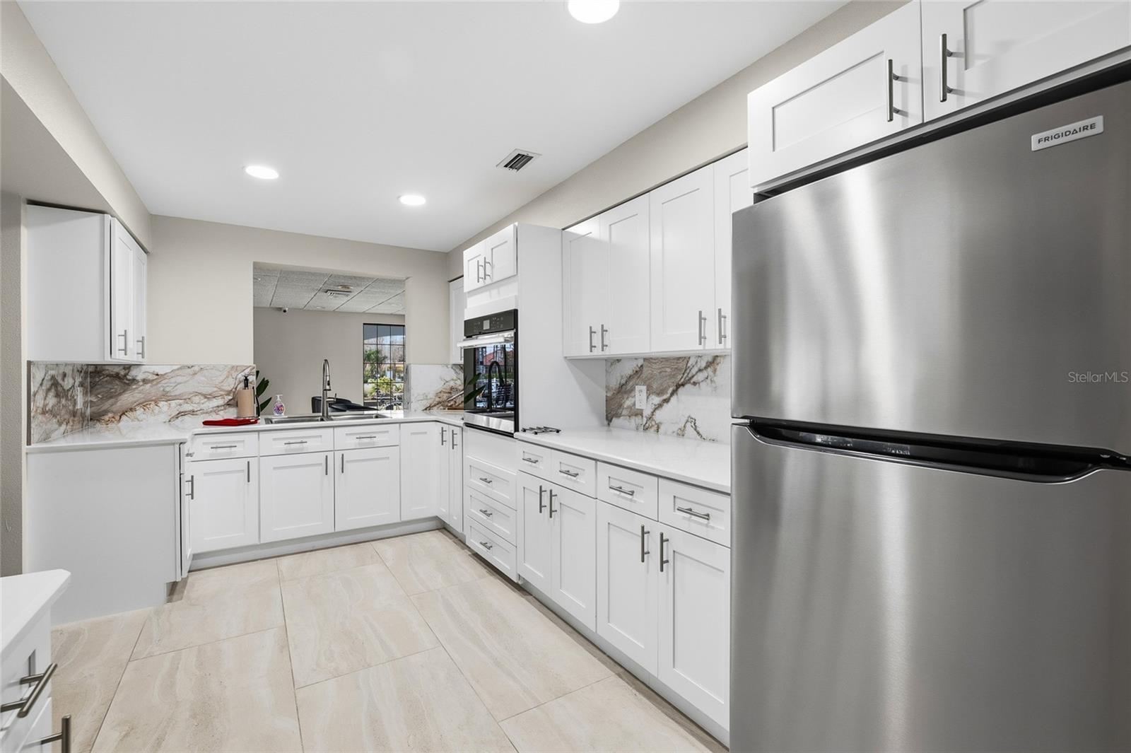 Image 31 of 49 For 2333 Feather Sound Drive A101