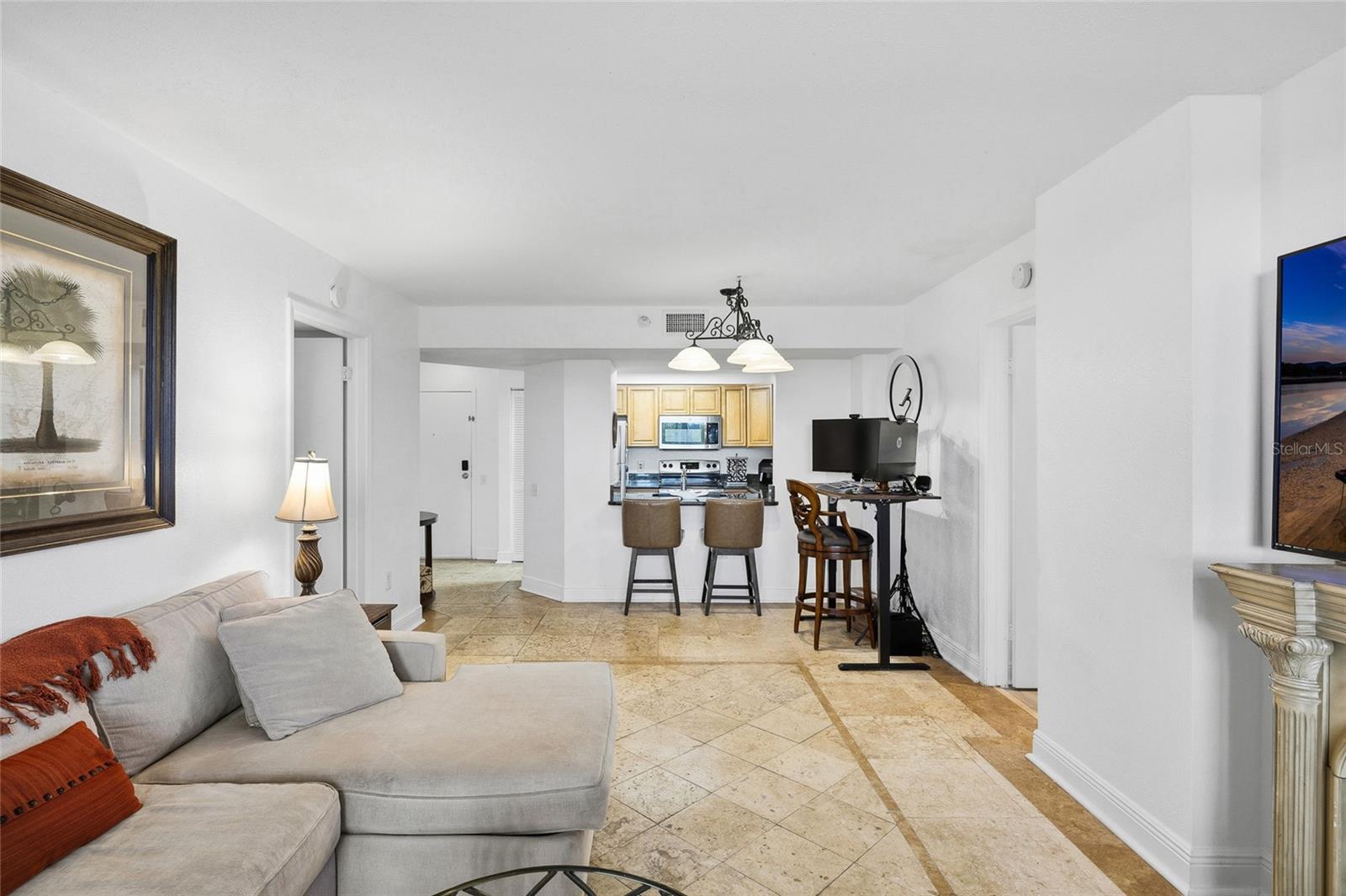 Image 33 of 49 For 2333 Feather Sound Drive A101