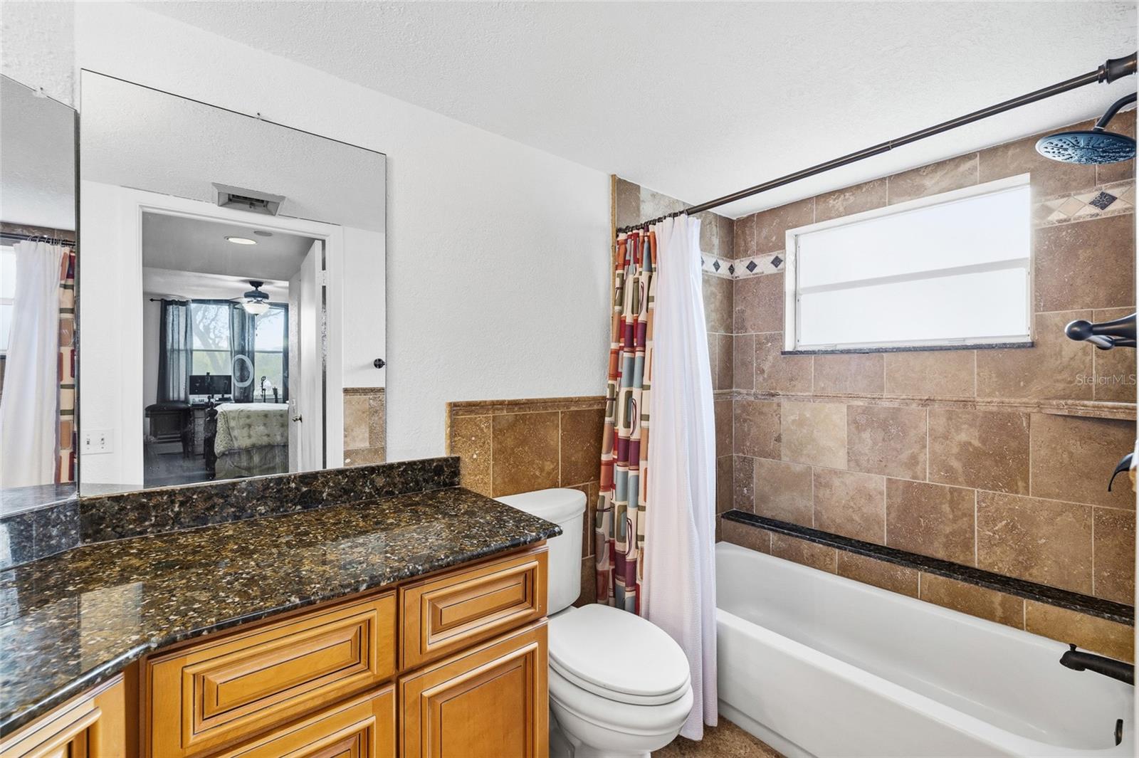 Image 48 of 49 For 2333 Feather Sound Drive A101