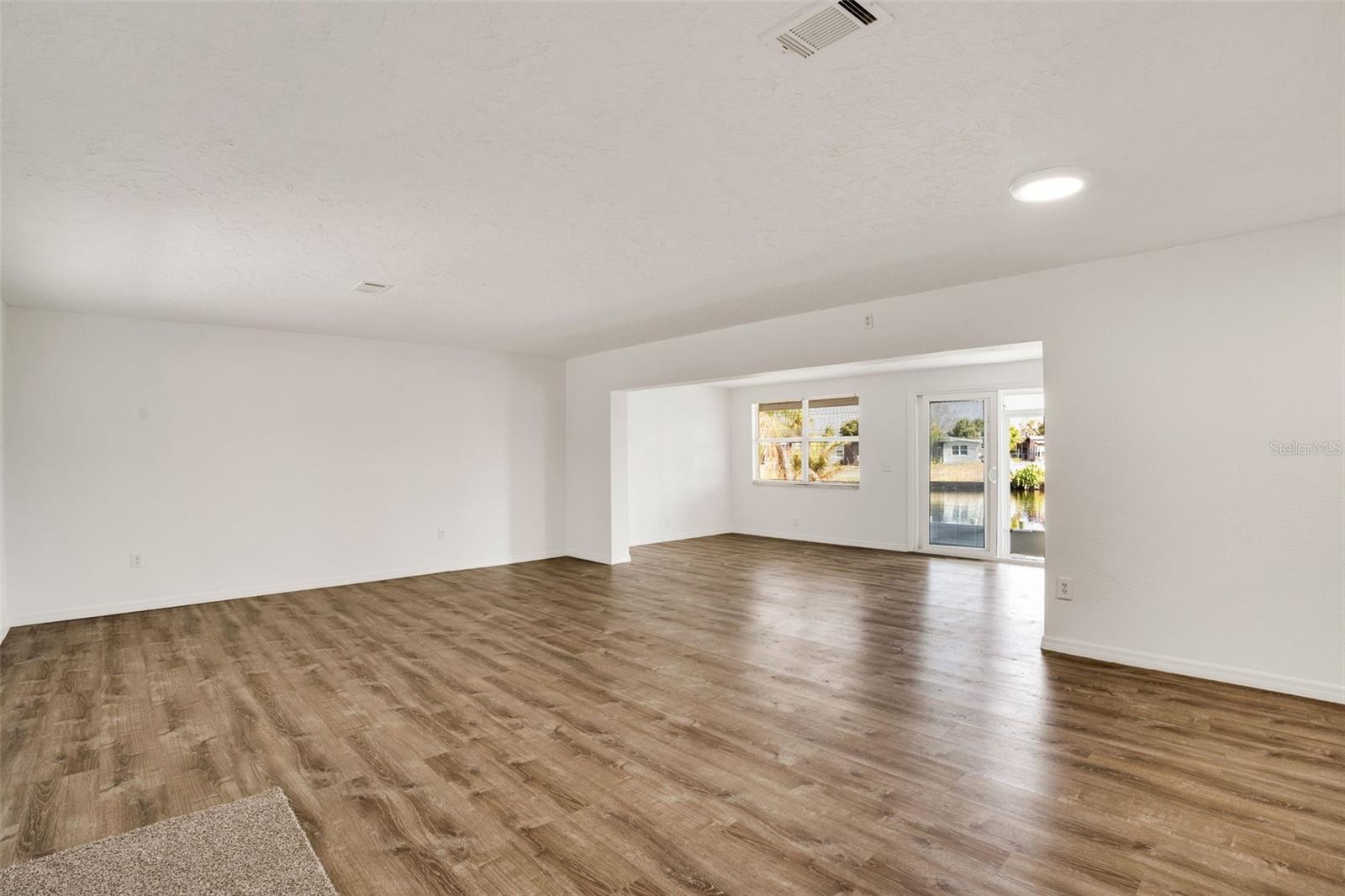 Image 13 of 45 For 6384 Malaluka Rd