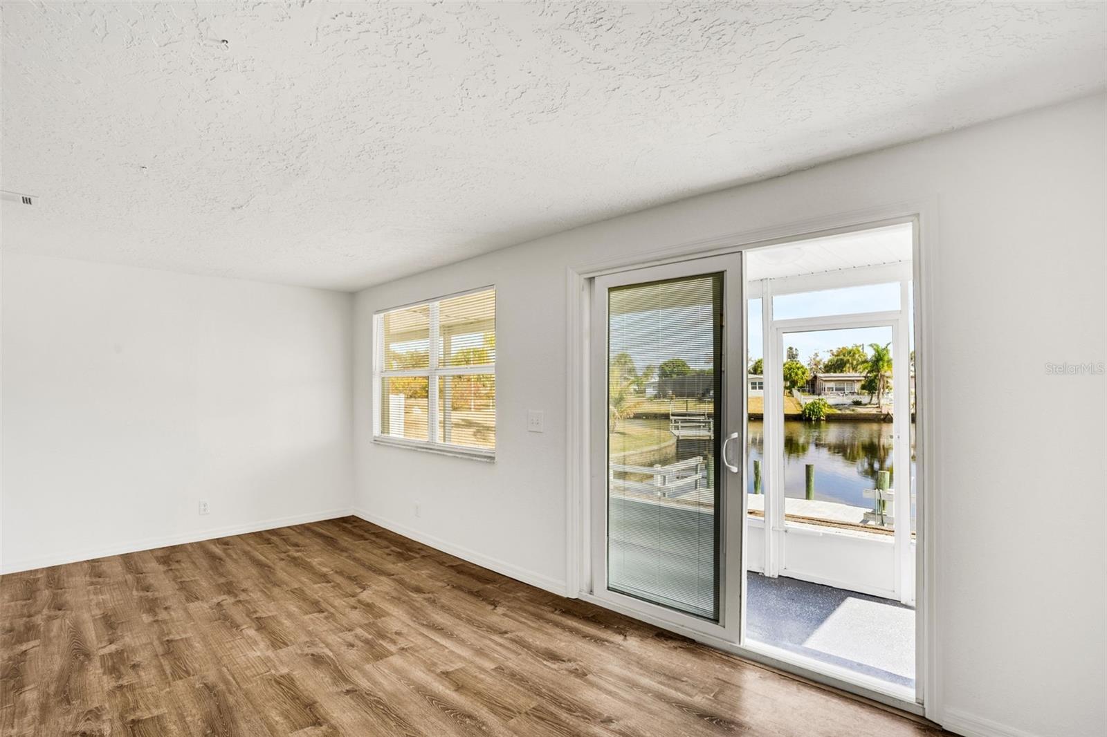 Image 17 of 45 For 6384 Malaluka Rd