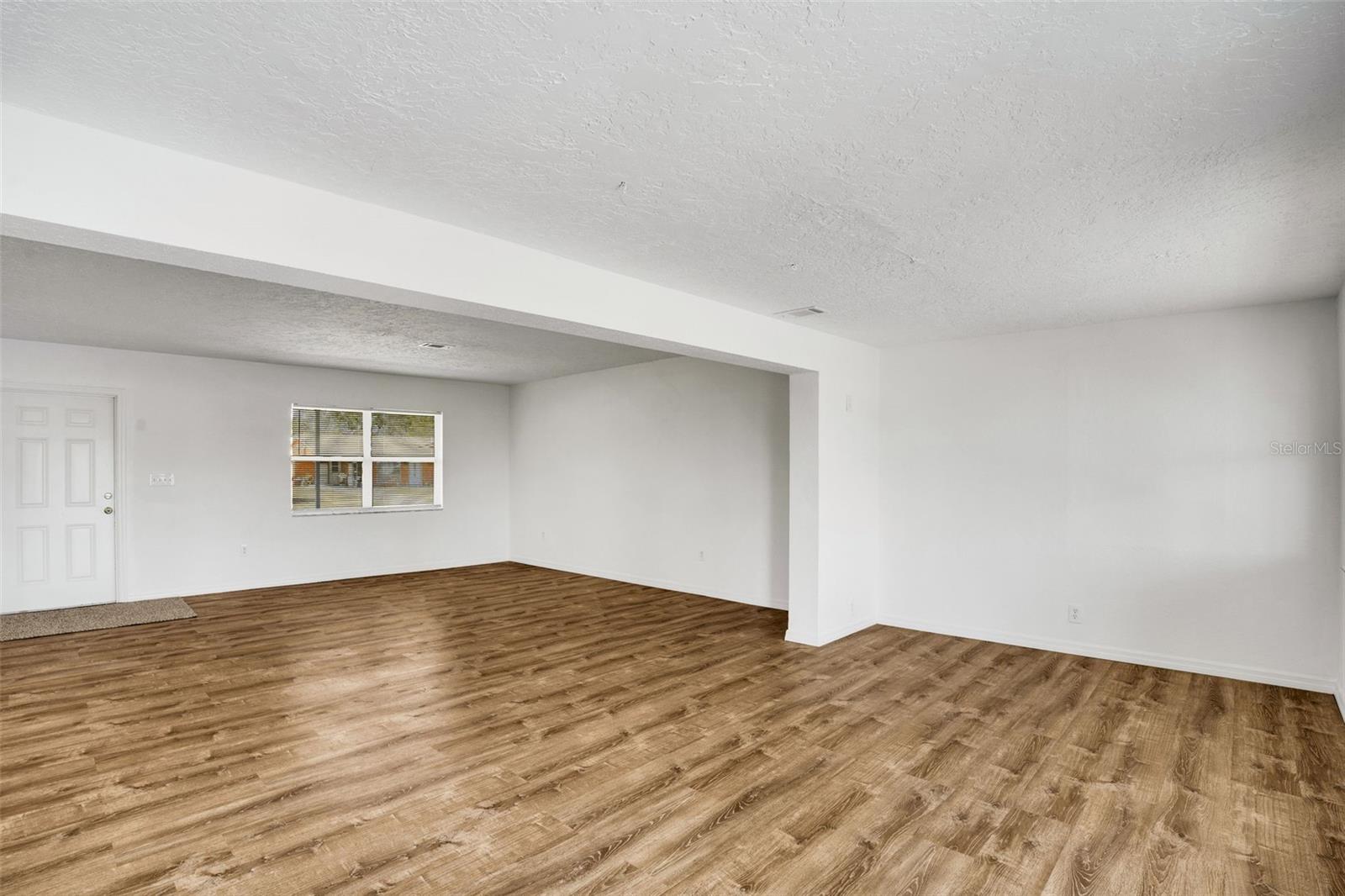 Image 18 of 45 For 6384 Malaluka Rd