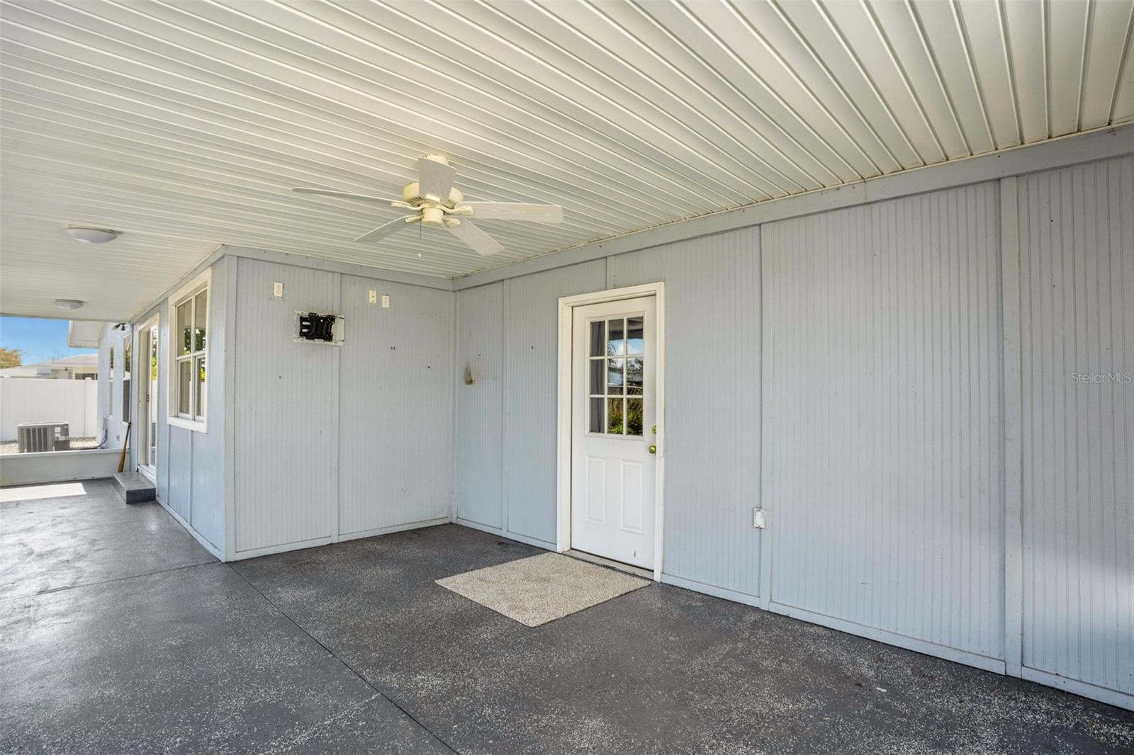 Image 37 of 45 For 6384 Malaluka Rd