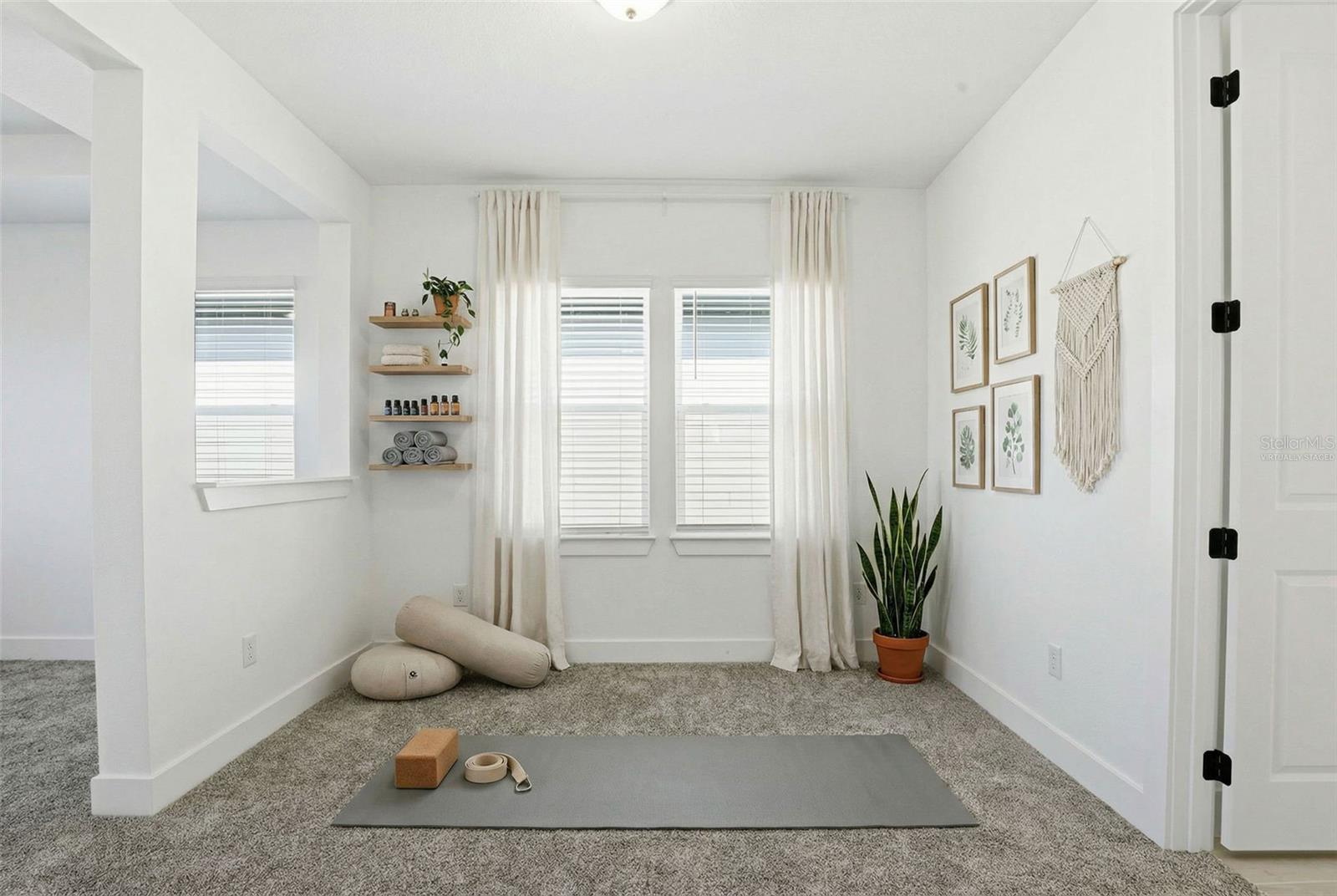 Image 35 of 90 For 6962 Jared Oaks Drive