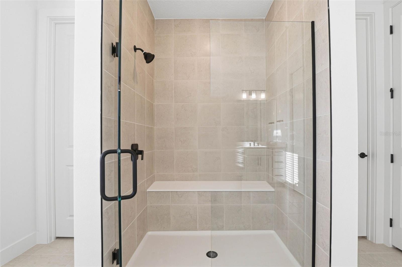 Image 44 of 90 For 6962 Jared Oaks Drive