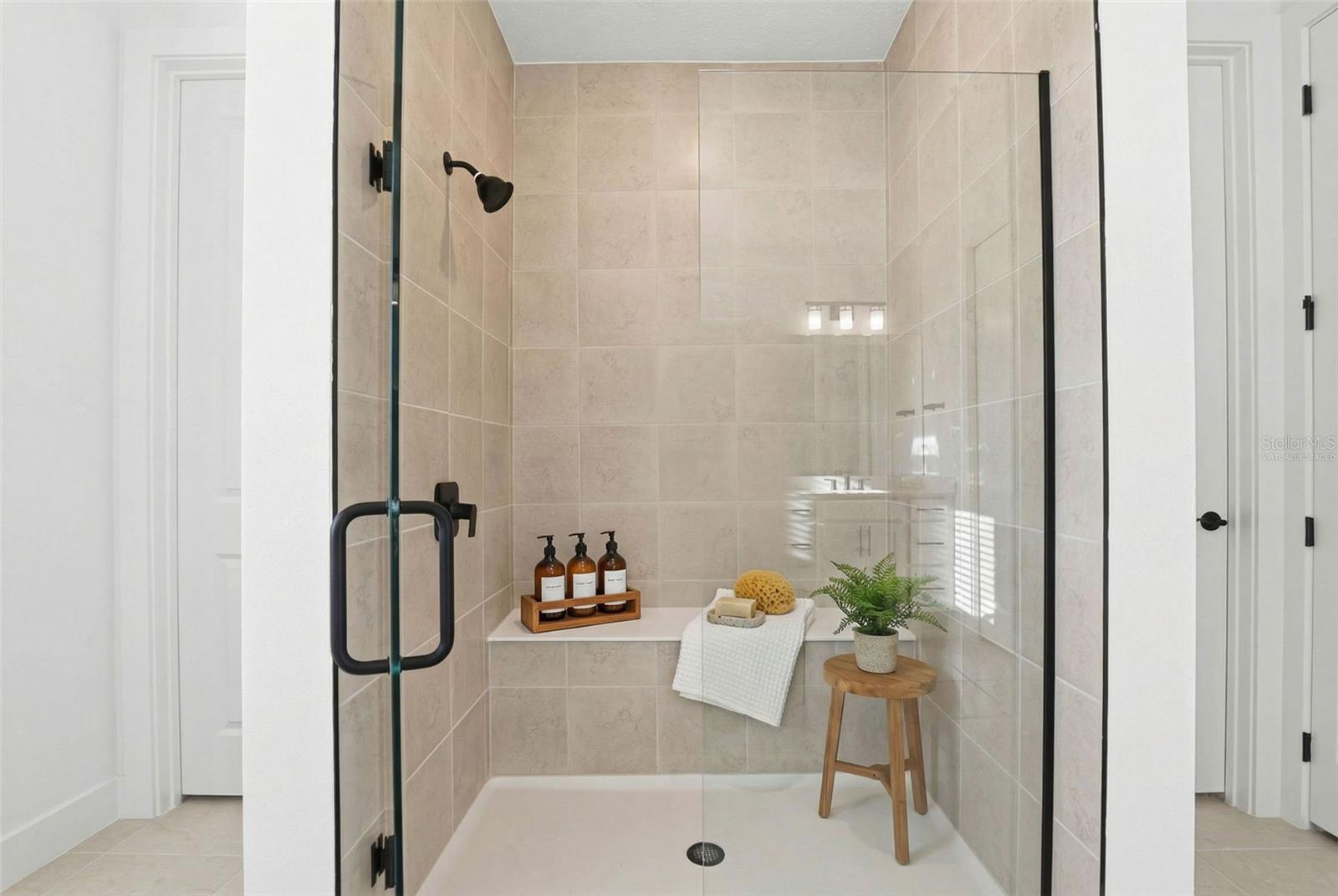 Image 45 of 90 For 6962 Jared Oaks Drive