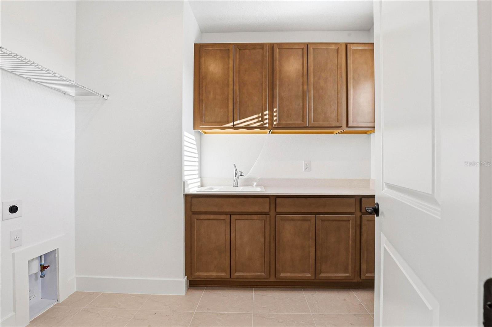 Image 58 of 90 For 6962 Jared Oaks Drive