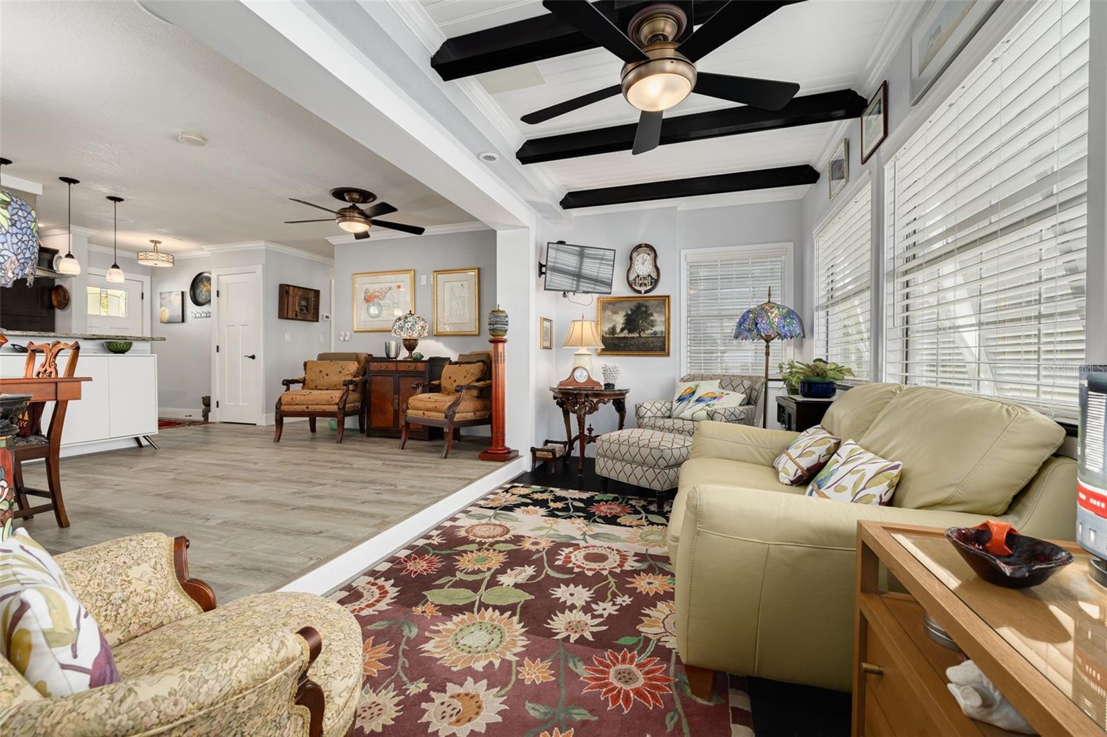 Image 10 of 22 For 6012 Tangerine Avenue S