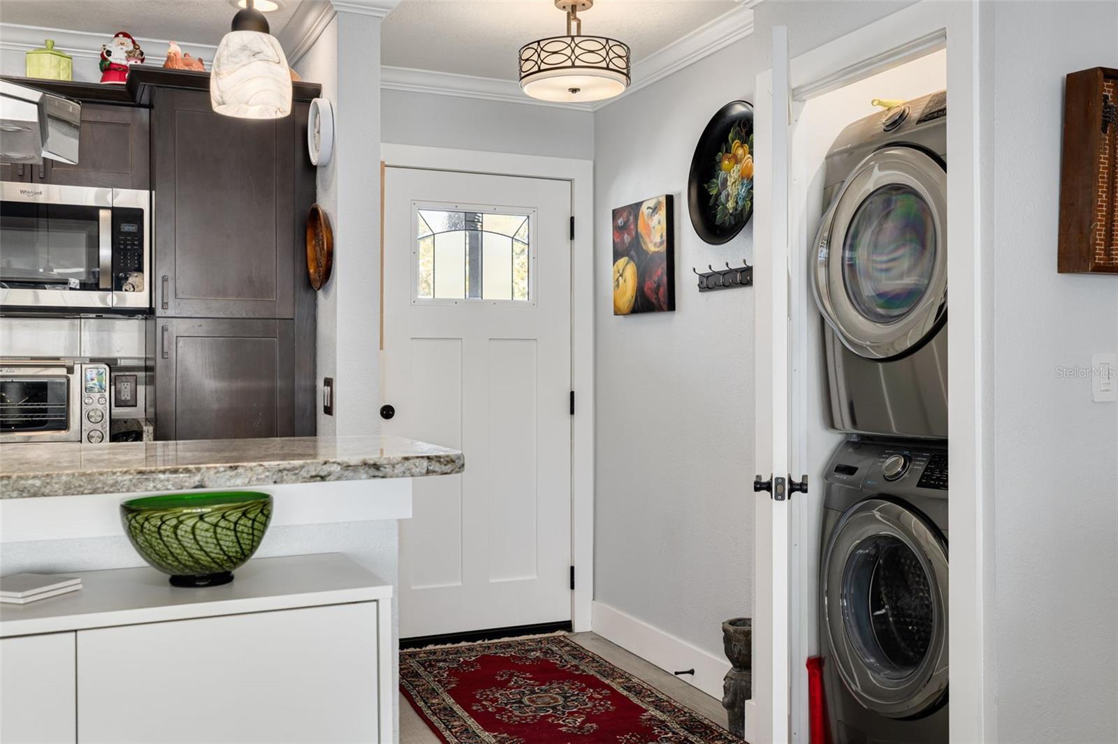 Image 11 of 22 For 6012 Tangerine Avenue S