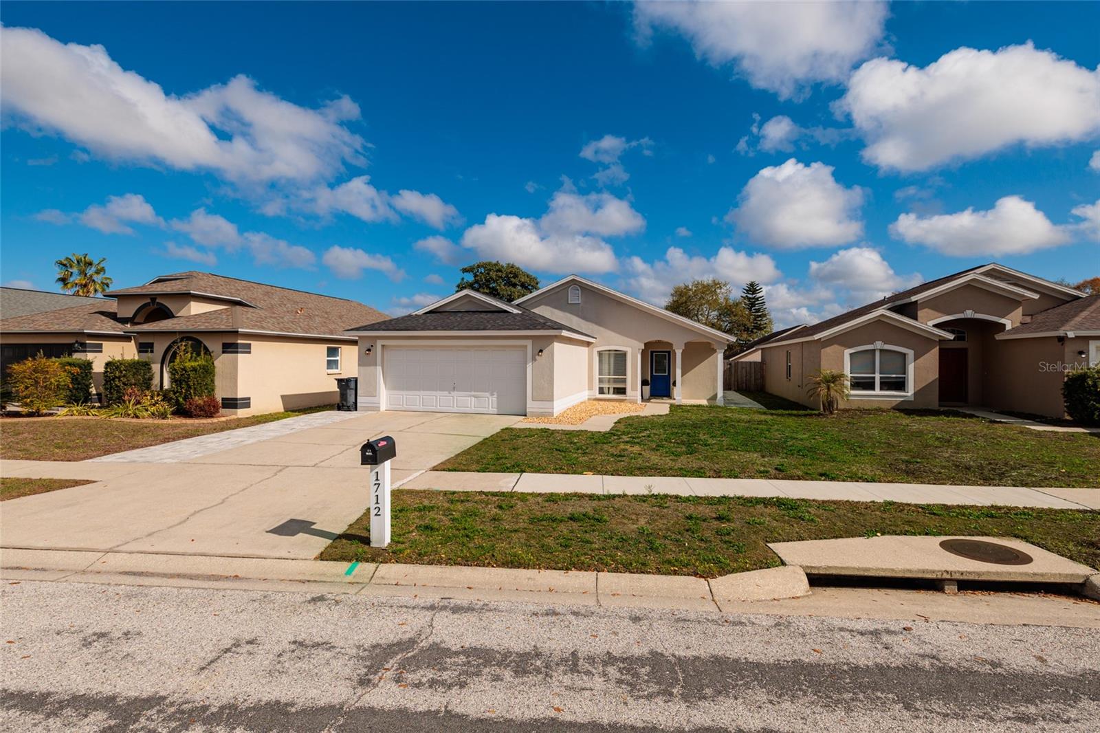 Image 2 of 52 For 1712 Erin Brooke Drive