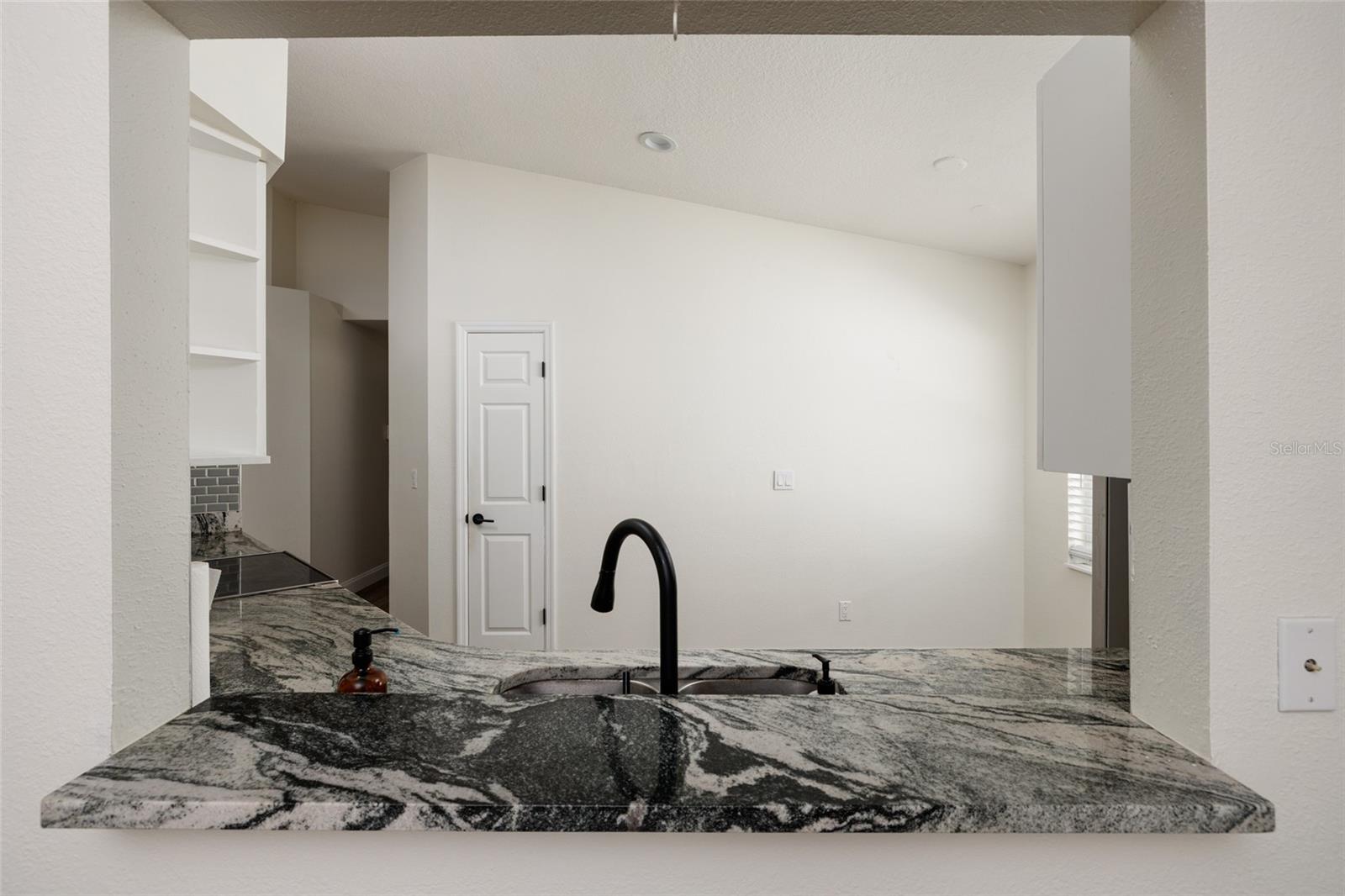Image 21 of 52 For 1712 Erin Brooke Drive