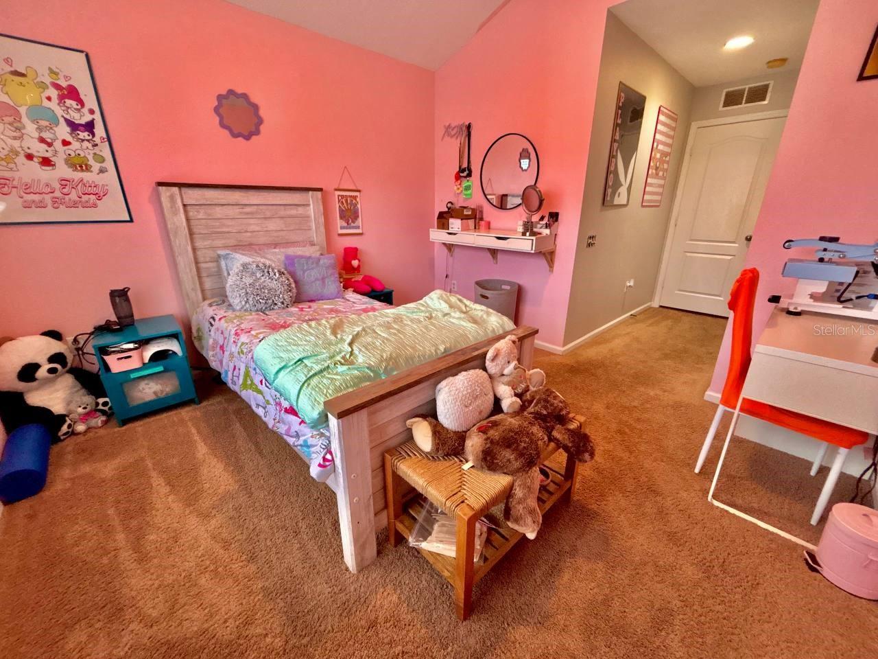 Image 17 of 29 For 26618 Castleview Way