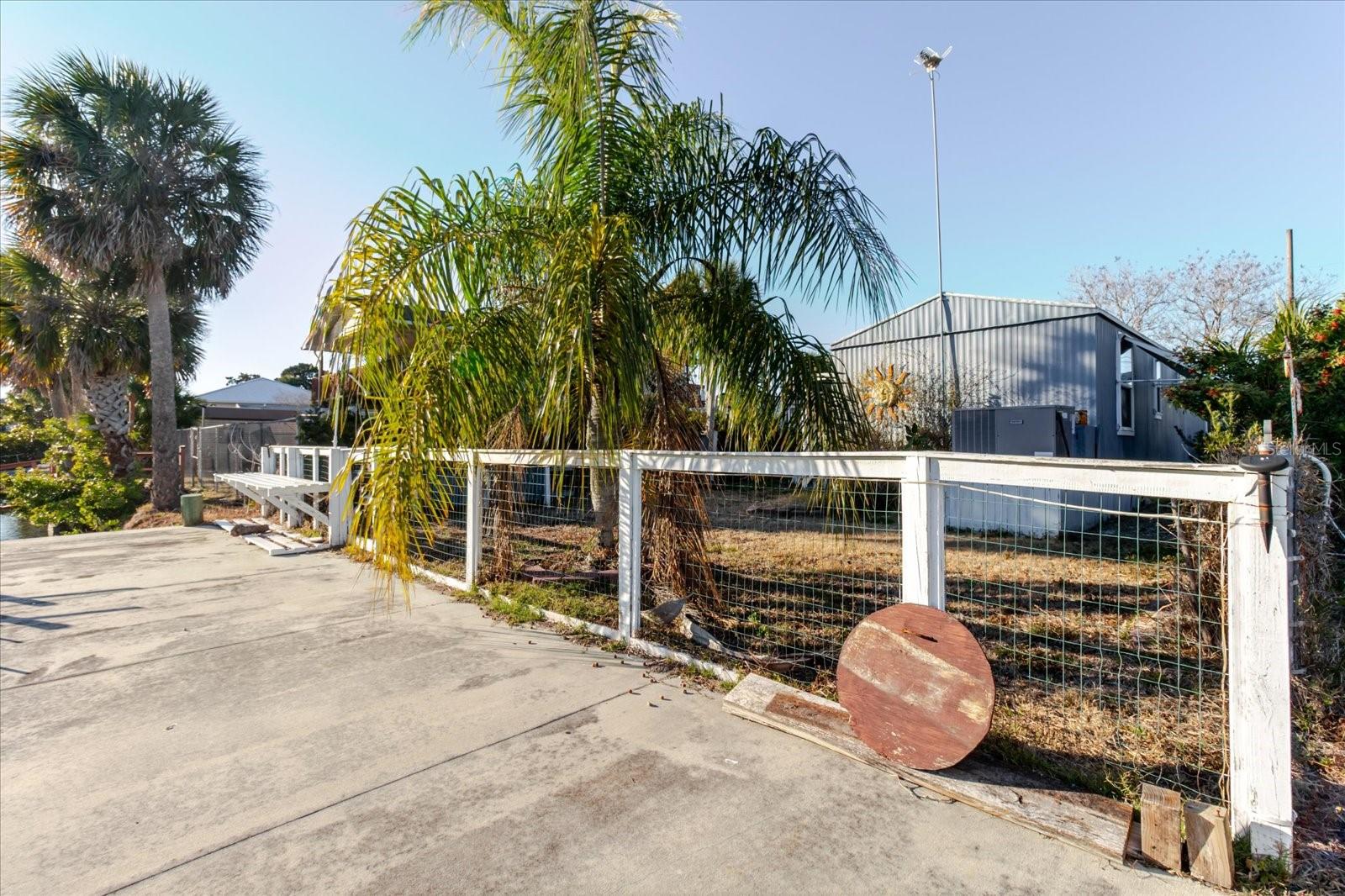 Image 20 of 24 For 7022 Fair Lane