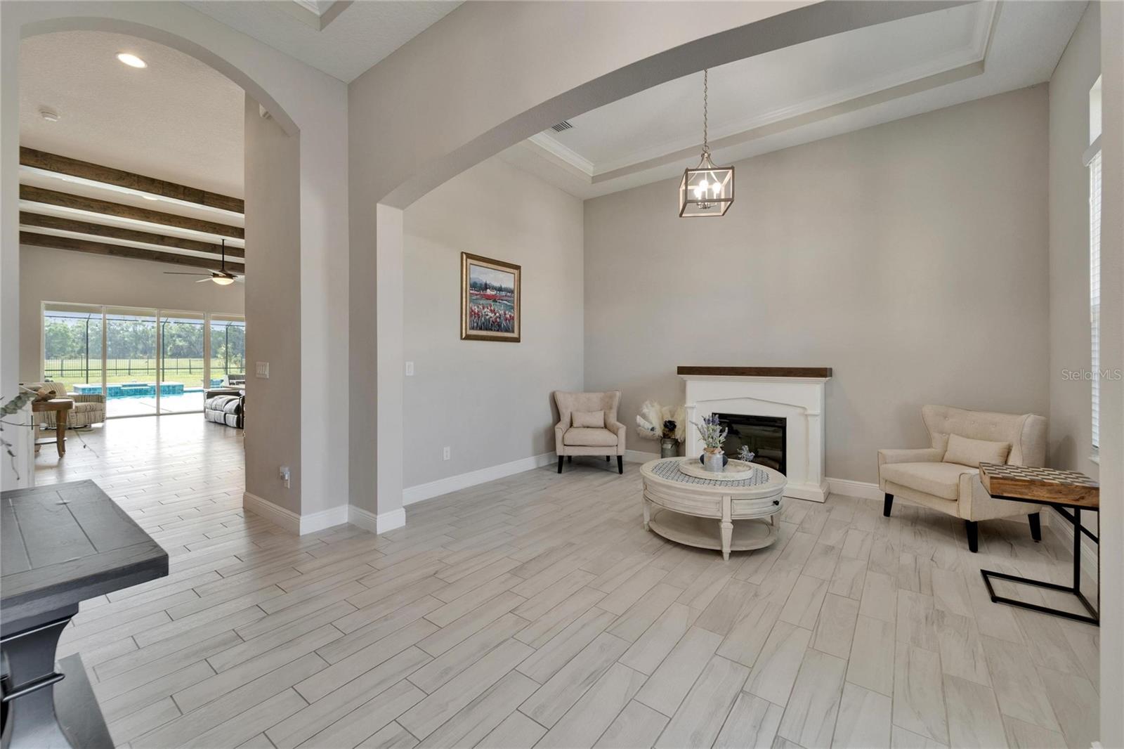 Image 11 of 79 For 14239 Swiss Bridge Drive