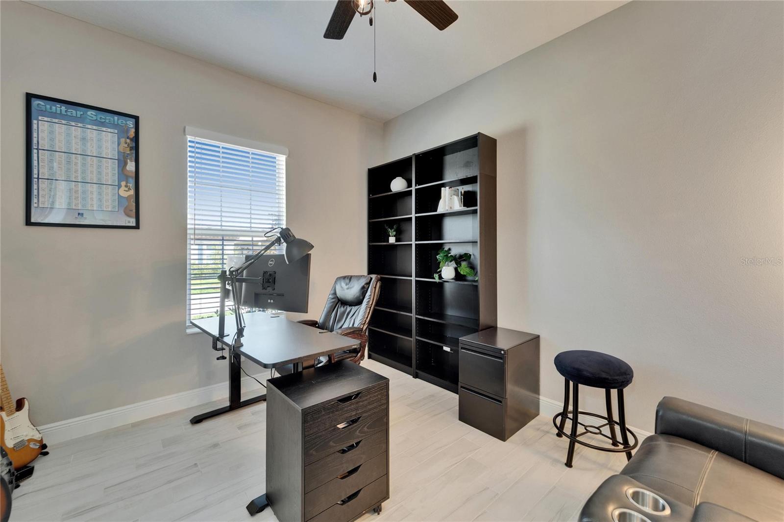 Image 13 of 79 For 14239 Swiss Bridge Drive