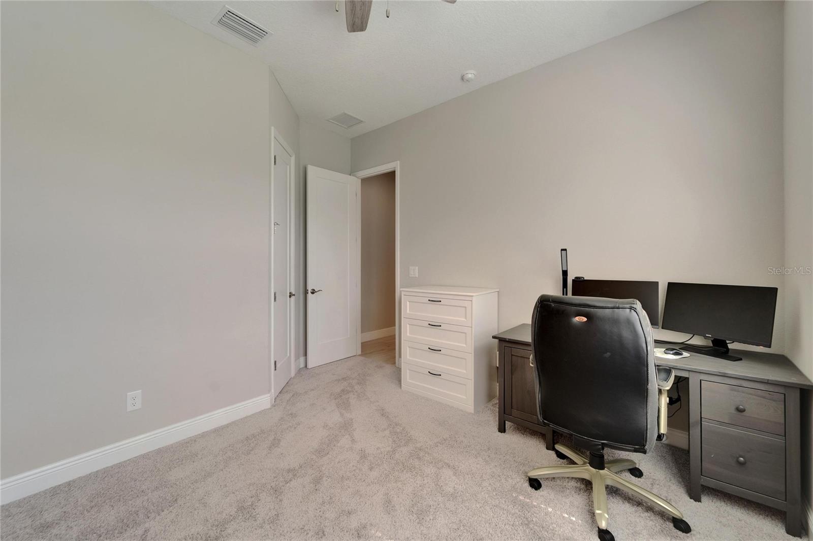 Image 38 of 79 For 14239 Swiss Bridge Drive