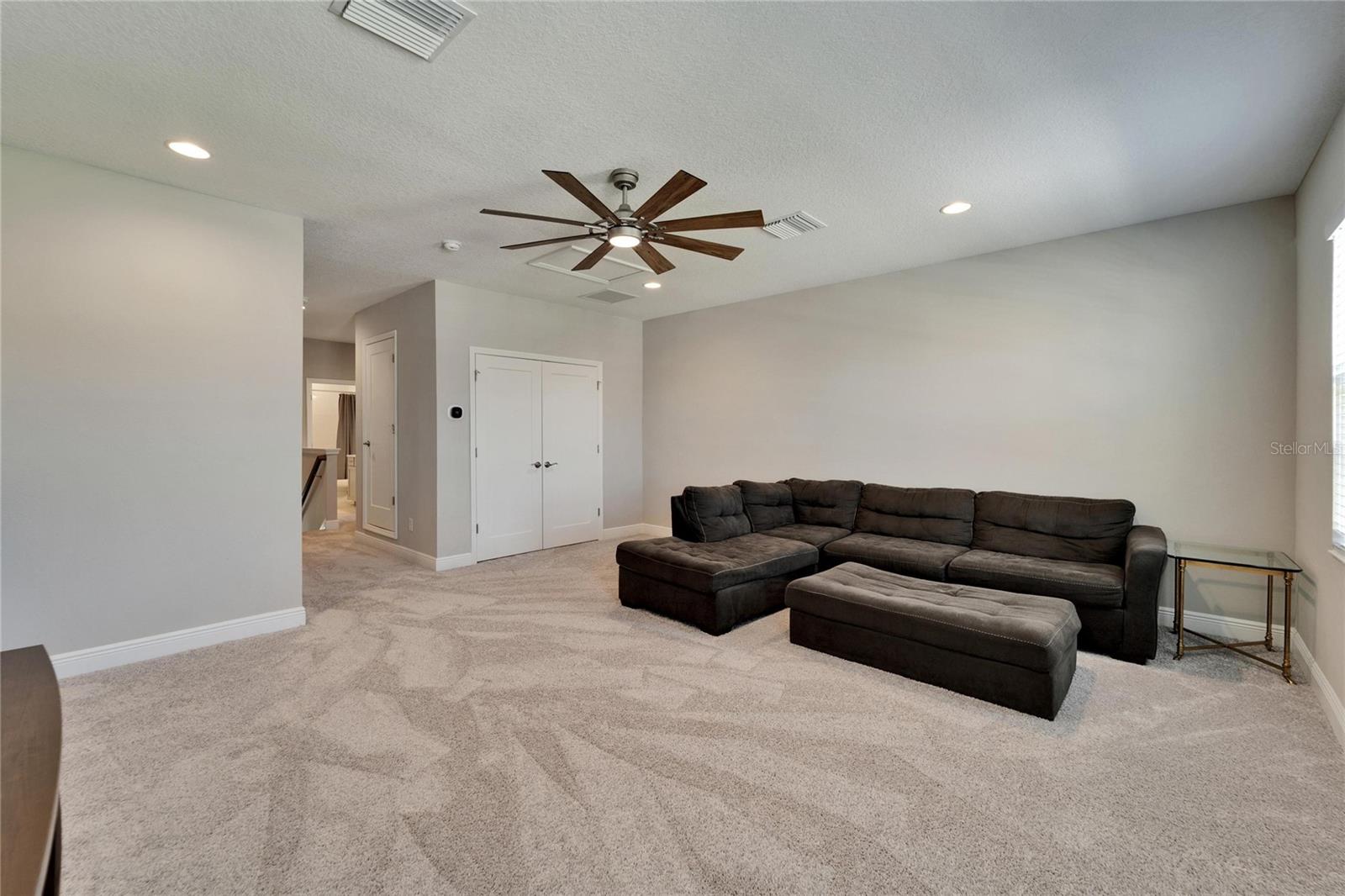 Image 43 of 79 For 14239 Swiss Bridge Drive