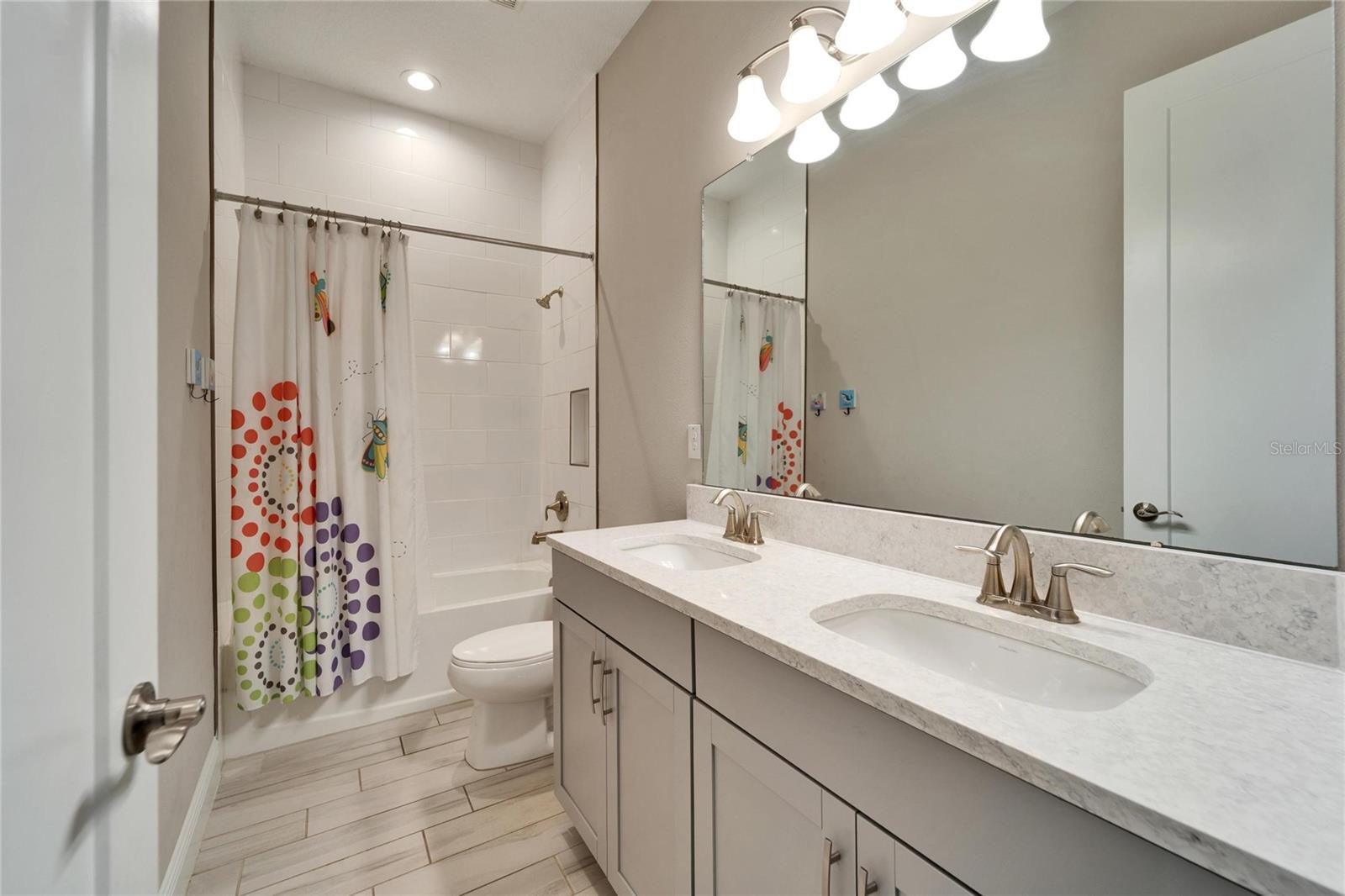 Image 50 of 79 For 14239 Swiss Bridge Drive