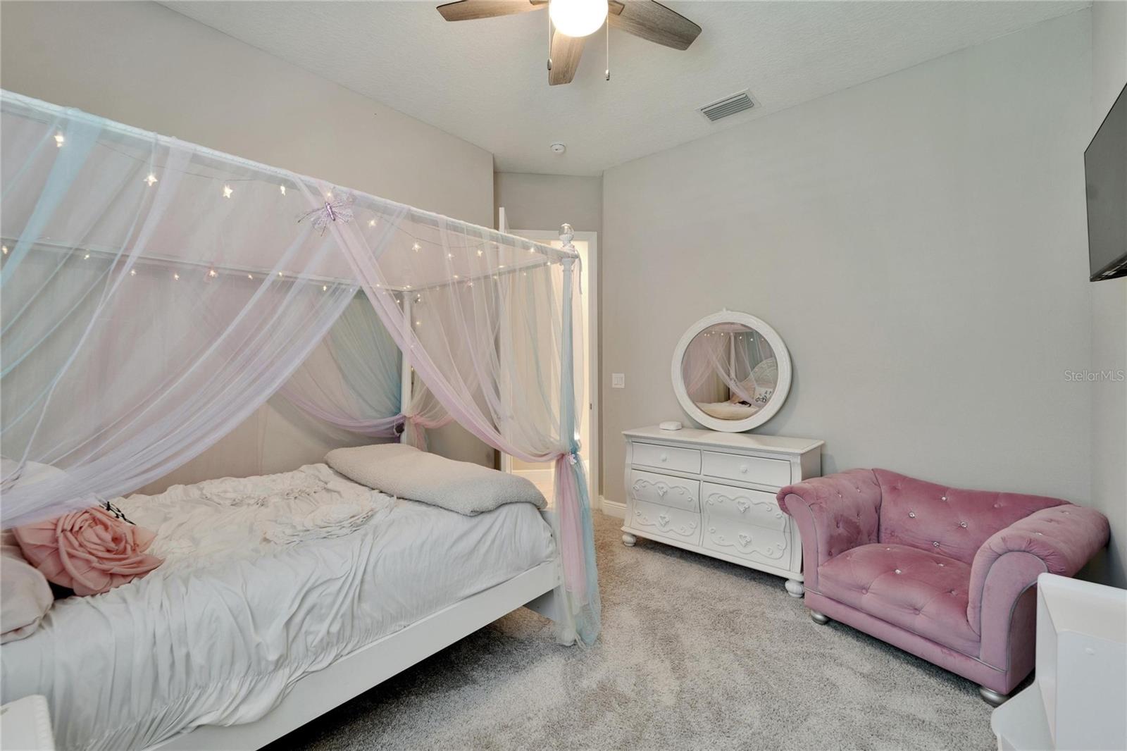 Image 52 of 79 For 14239 Swiss Bridge Drive