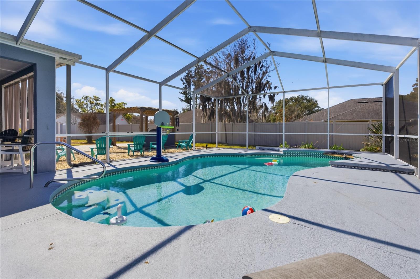 Image 34 of 49 For 17434 Isbell Lane