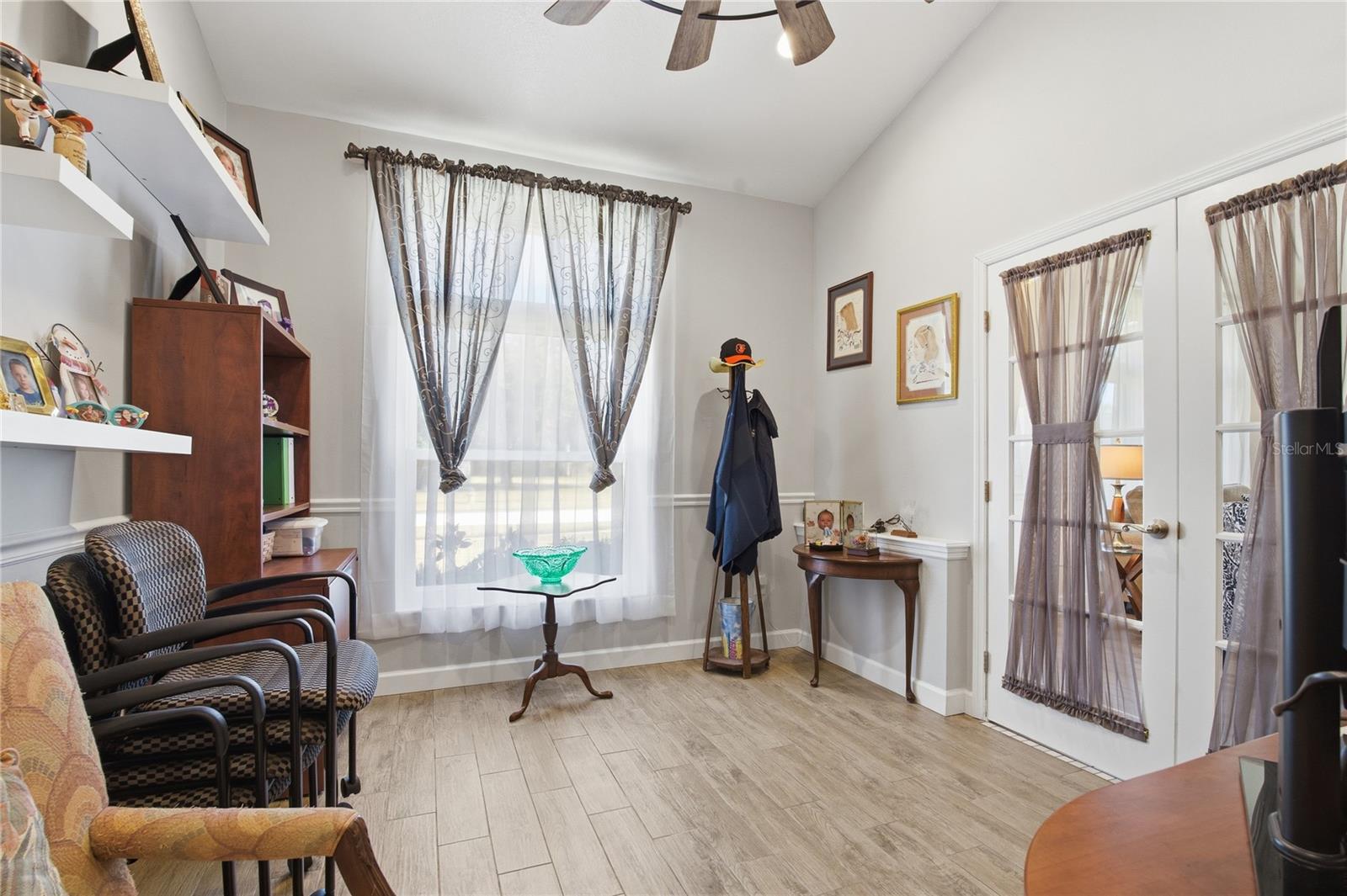 Image 7 of 49 For 17434 Isbell Lane